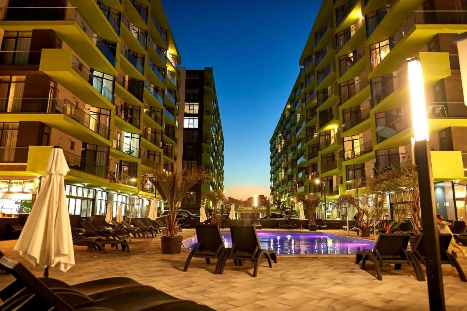 Property building in Apartament Atlantis by ALZ
