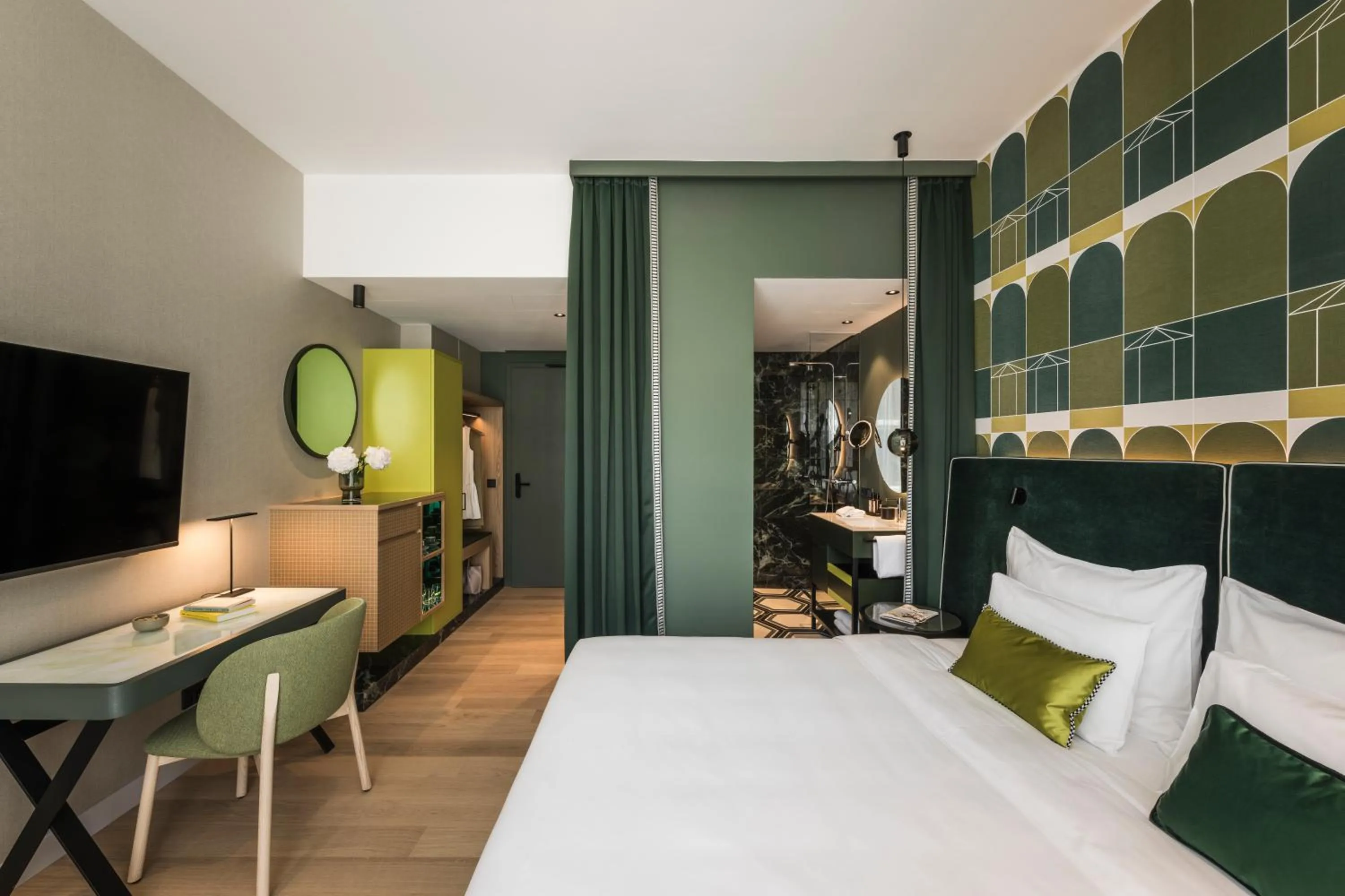 Bed in Falkensteiner Hotel Bozen WaltherPark