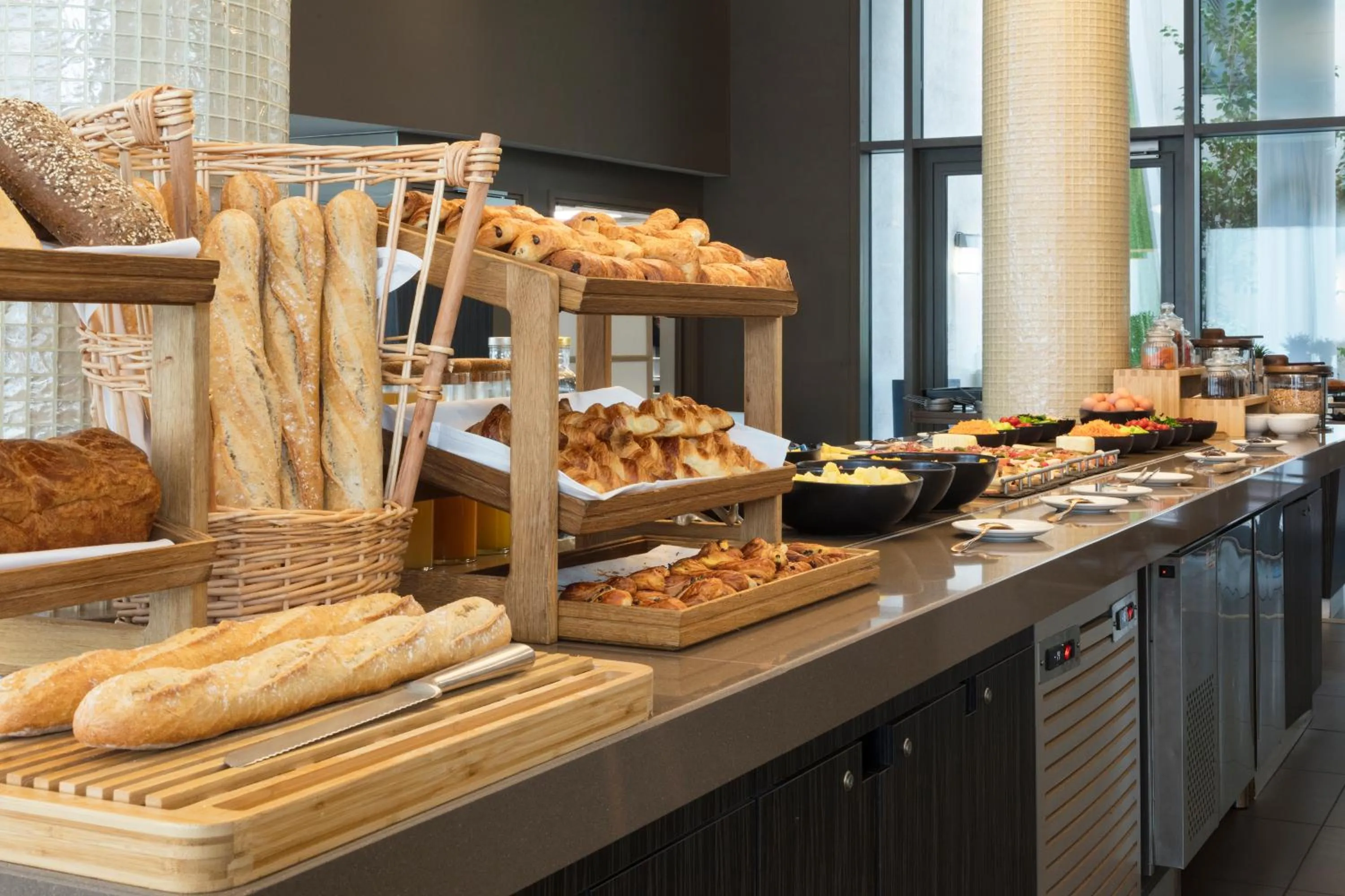 Breakfast in Novotel Paris Saint Denis Stade Basilique