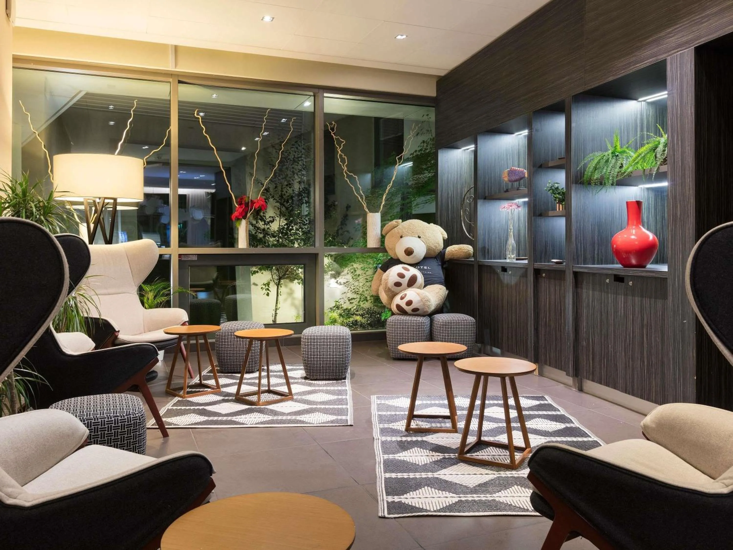 Property building in Novotel Paris Saint Denis Stade Basilique