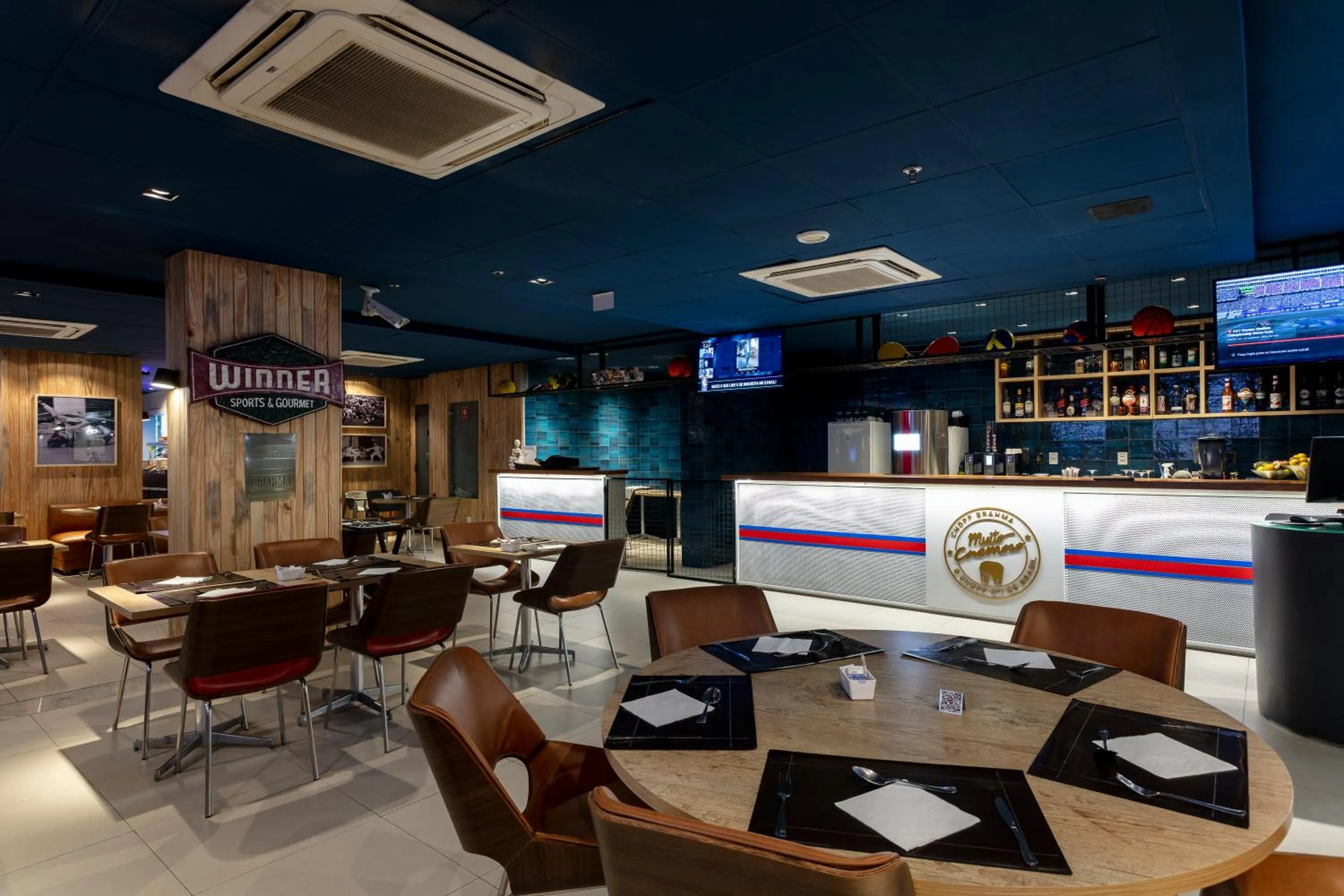 Restaurant/places to eat in Best Western Salvador Hangar Aeroporto