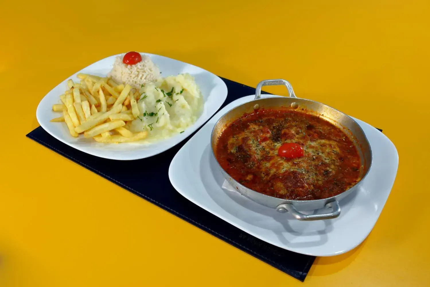 Restaurant/places to eat in Golden Tower Express Anhembi by Fênix Hotéis Restaurant/places to eat in Golden Tower Express Anhembi by Fênix Hotéis