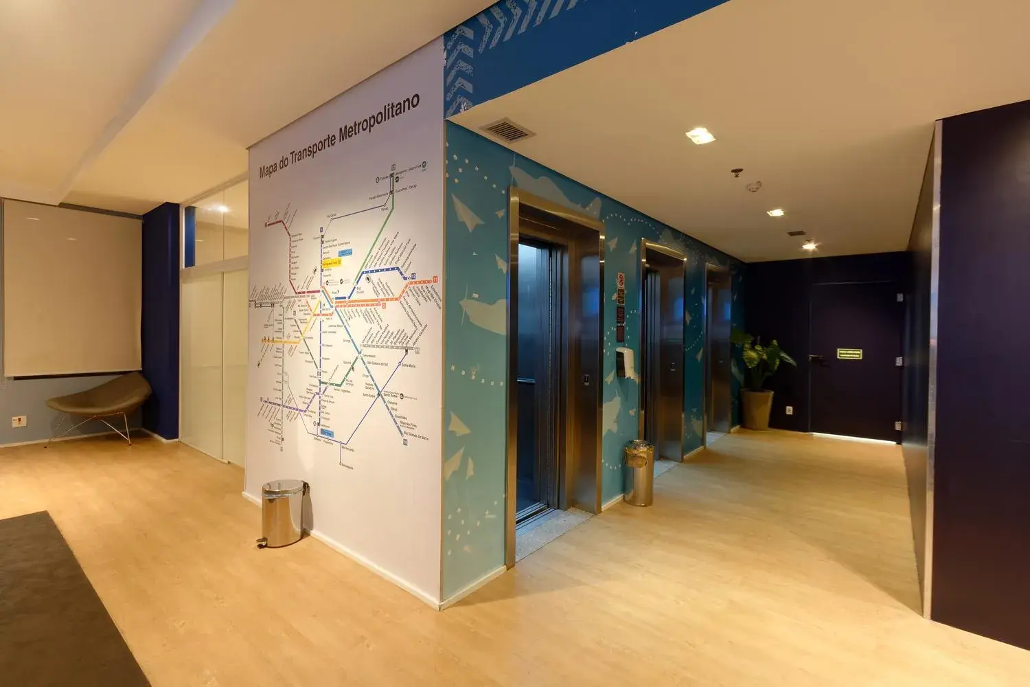 Lobby or reception in Golden Tower Express Anhembi by Fênix Hotéis Lobby or reception in Golden Tower Express Anhembi by Fênix Hotéis