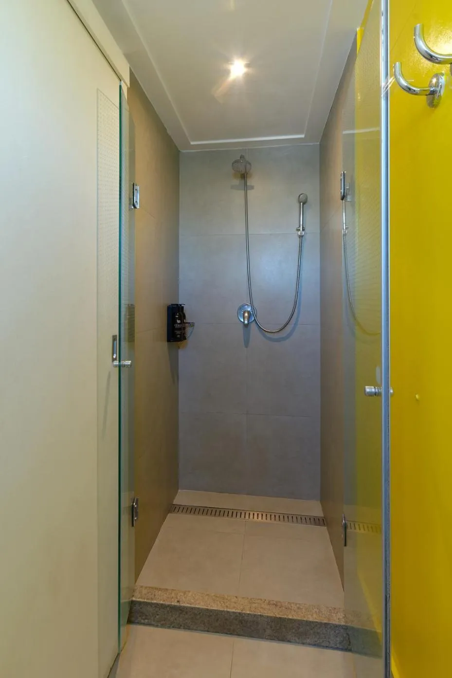 Bathroom in Golden Tower Express Anhembi by Fênix Hotéis