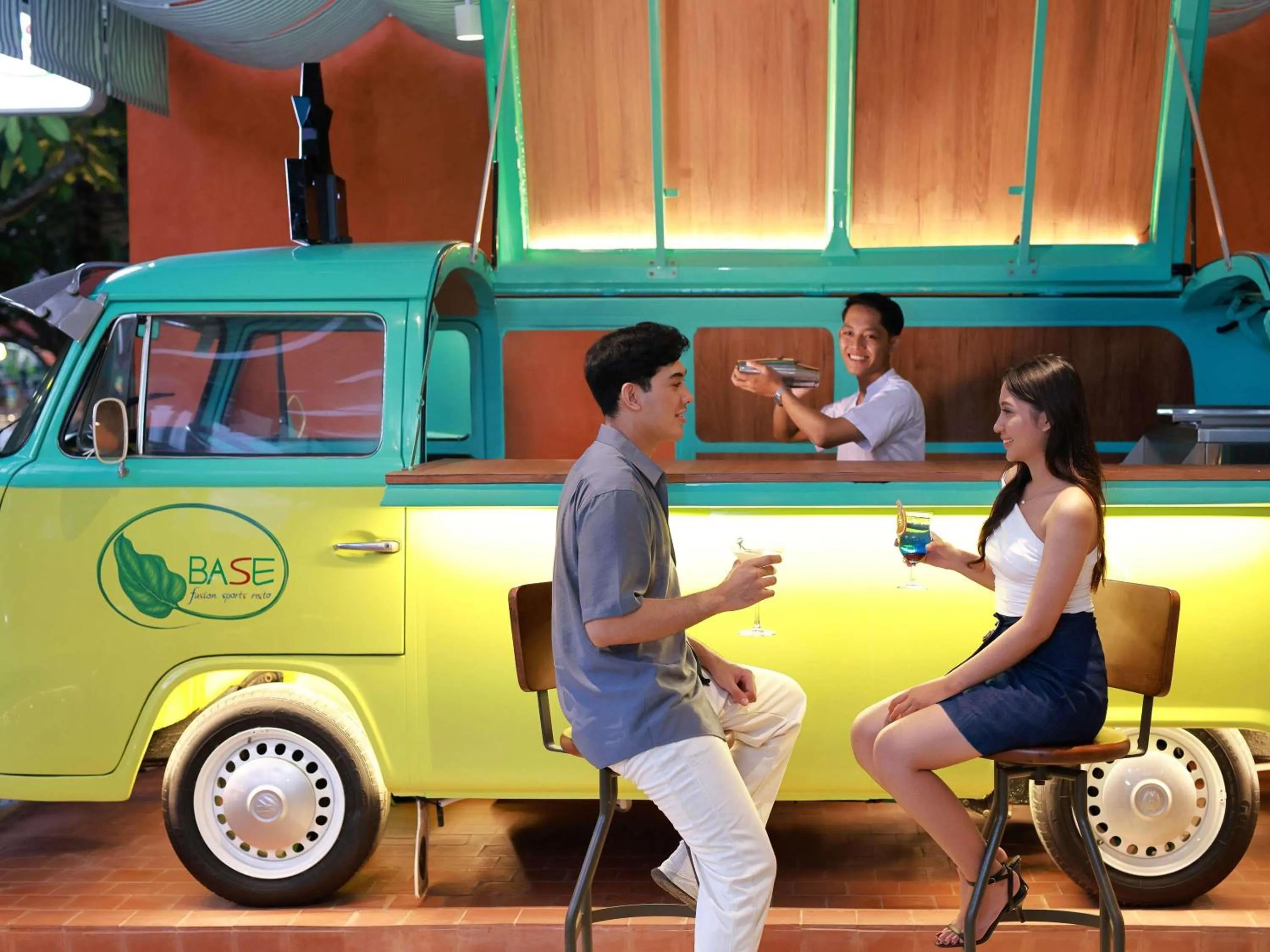 Lounge or bar in Mercure Bali Legian