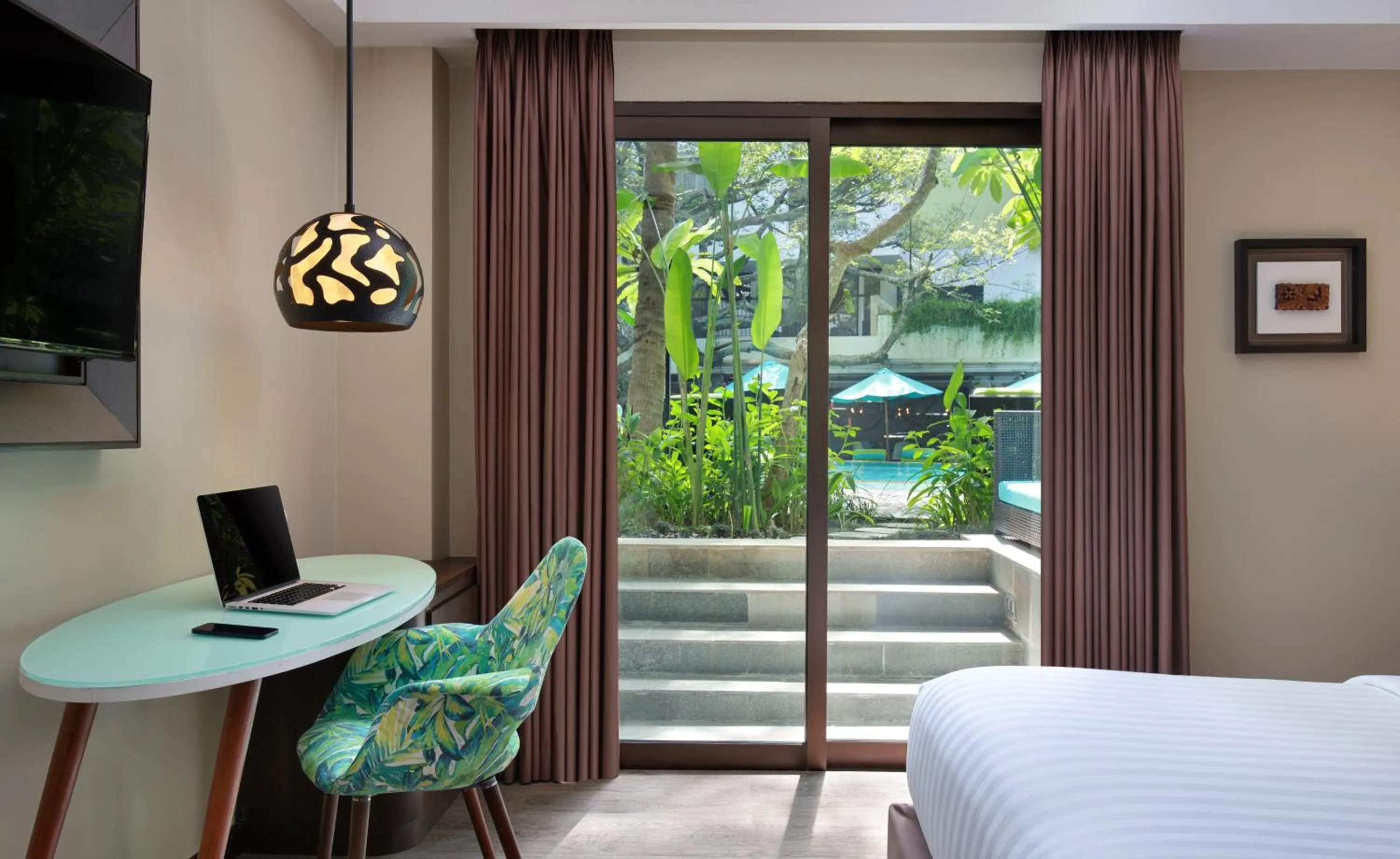 Bedroom, Bed in Mercure Bali Legian