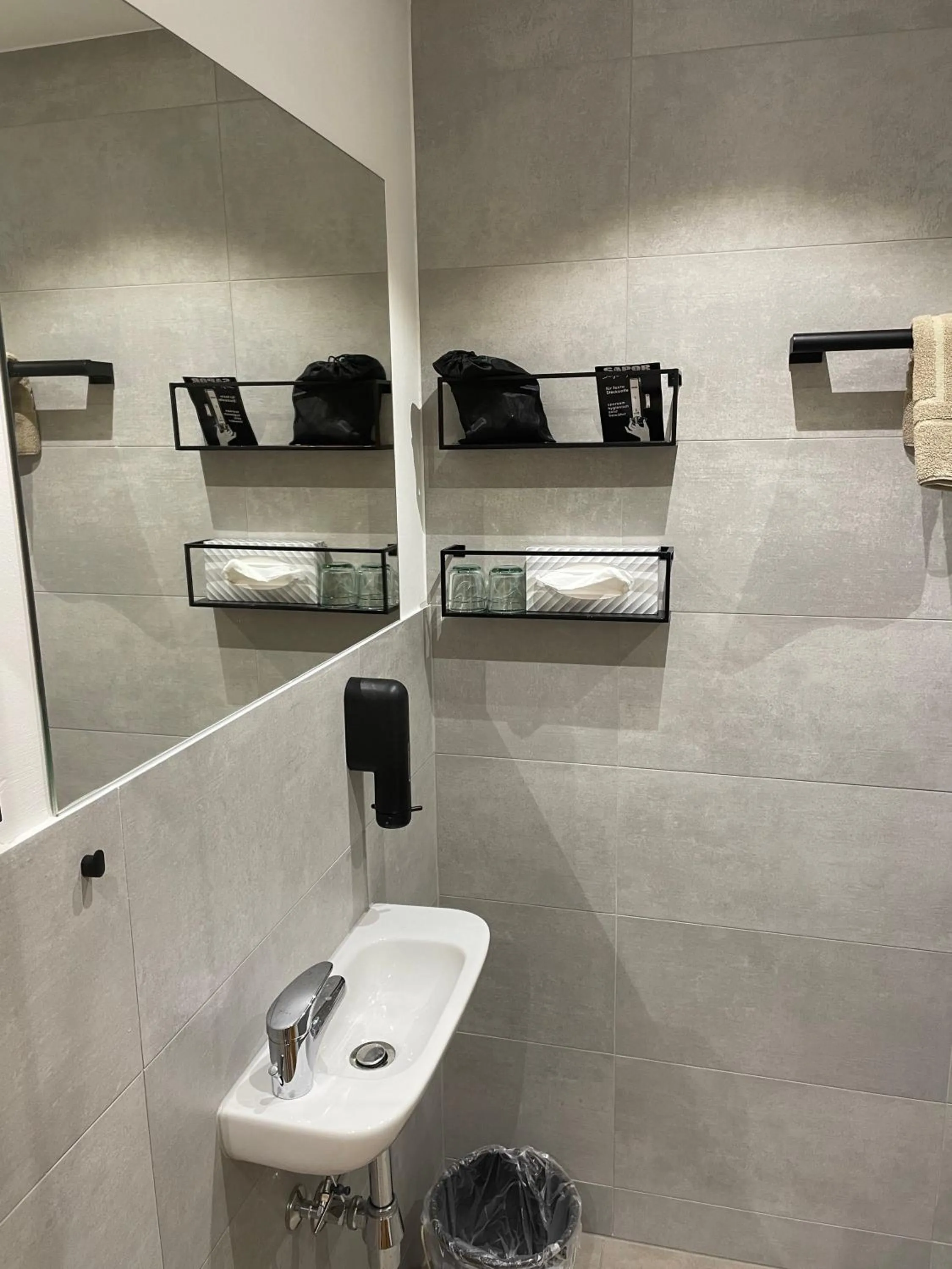 Bathroom in Gästehäuser St. Marienthal