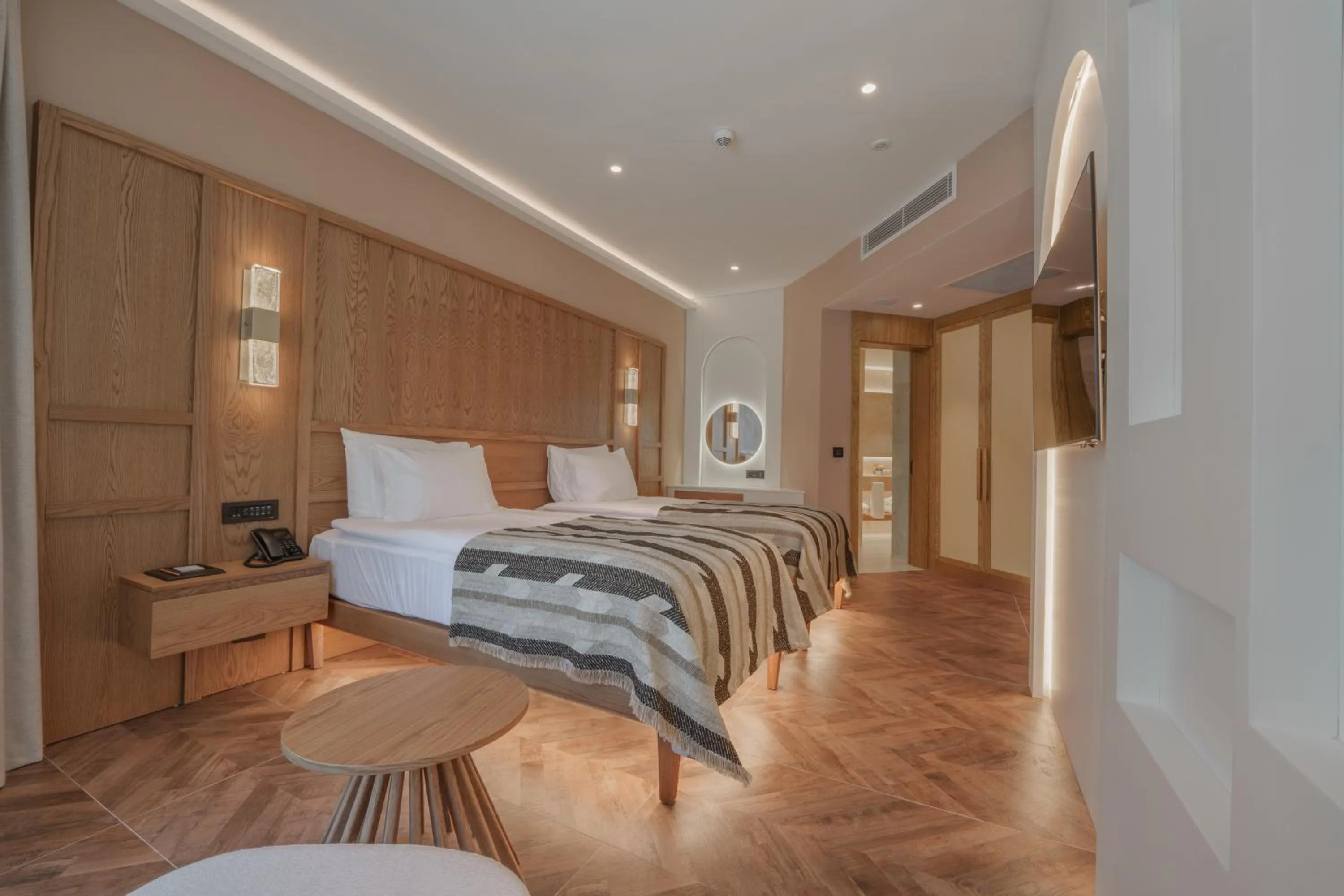 Bedroom, Bed in Liberty Signa