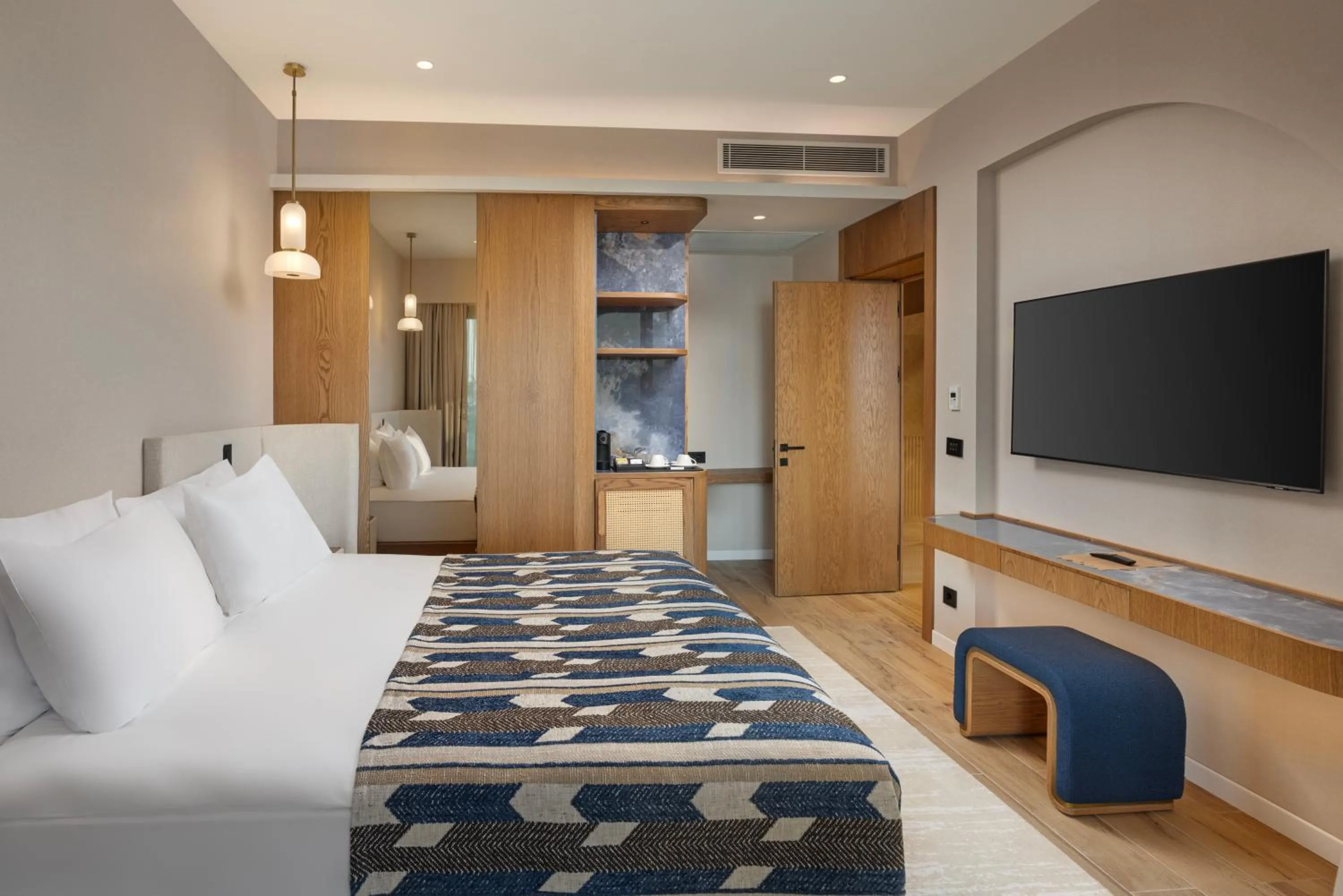 Bedroom, Bed in Liberty Signa