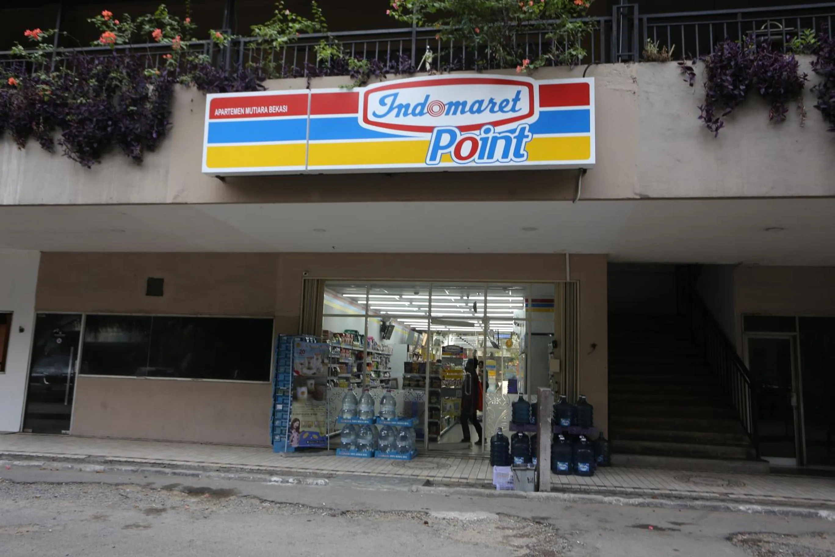 Apartemen Mutiara Bekasi by Alfa Rooms