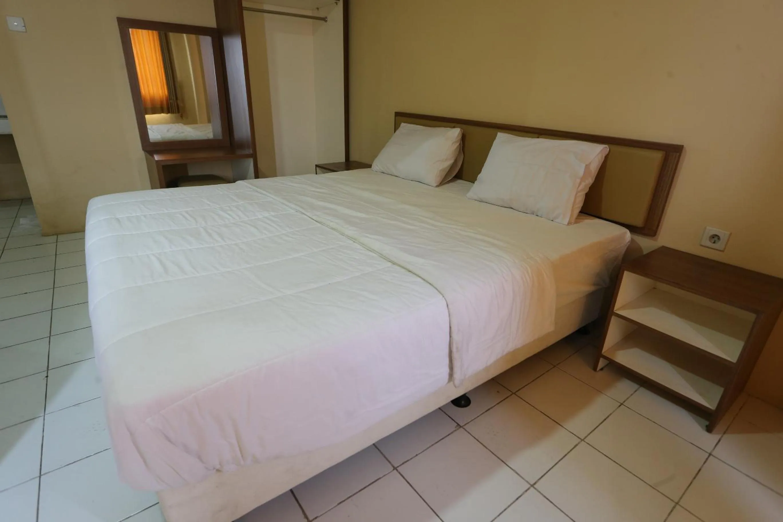 Apartemen Mutiara Bekasi by Alfa Rooms