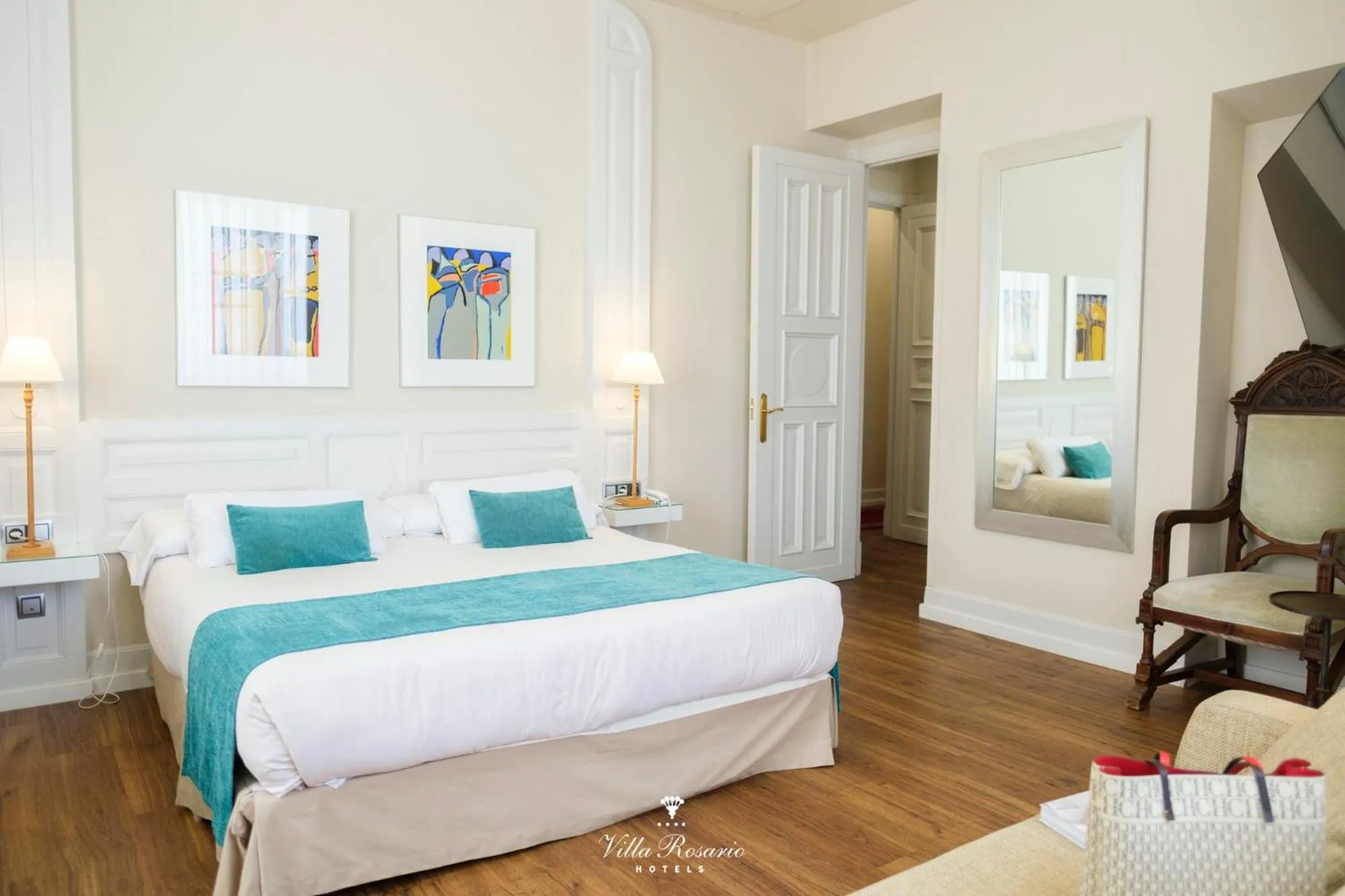 Bed in Hotel Villa Rosario, Palacete