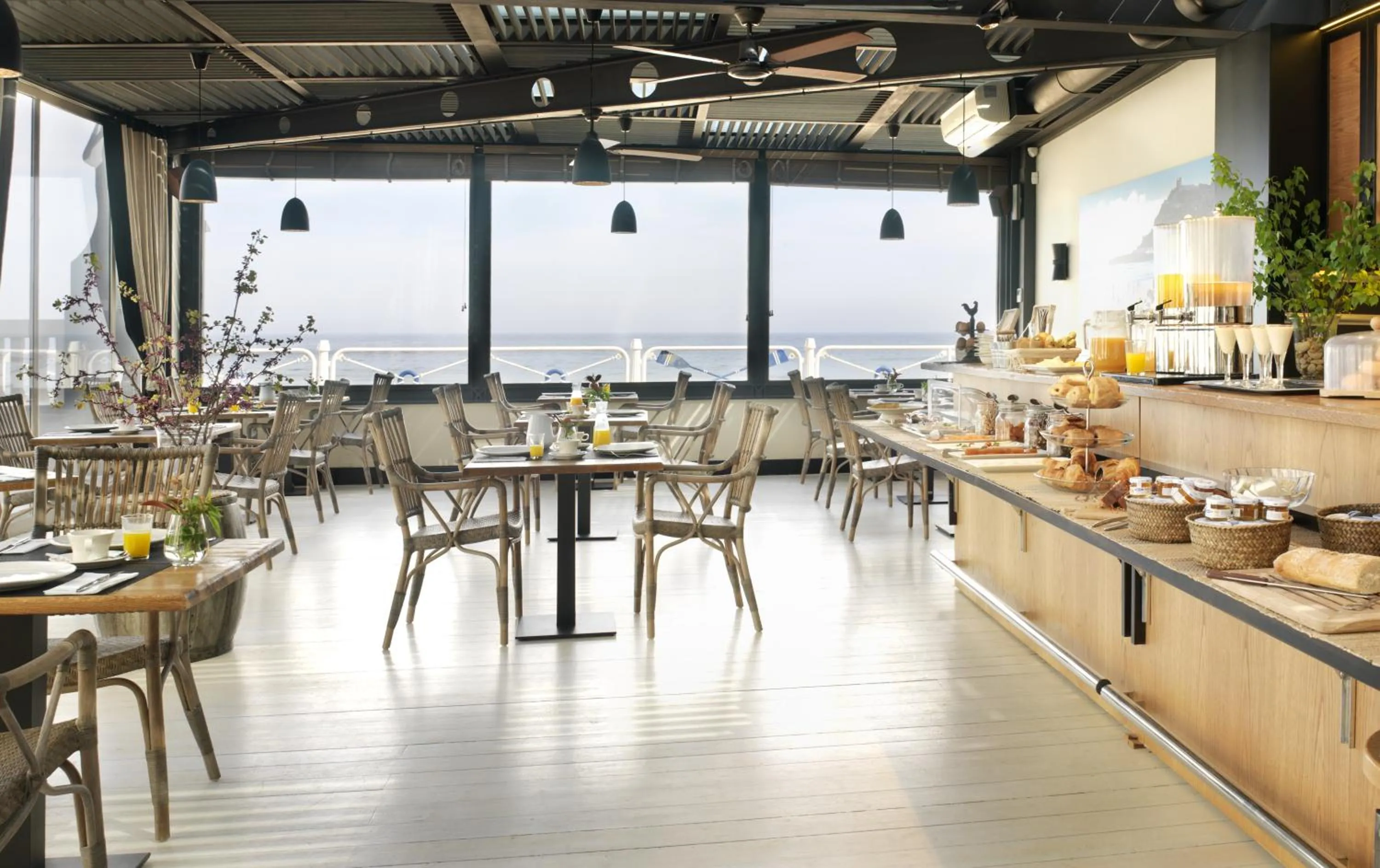 Lounge or bar in Hotel Villa Rosario, Palacete