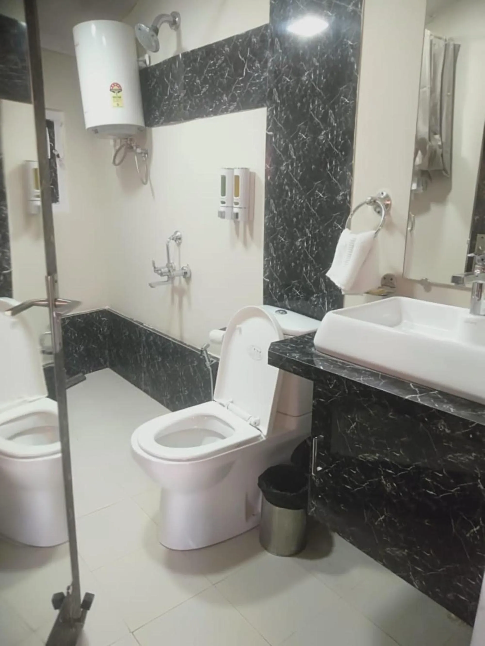 Bathroom in Comfort Inn Silver Arch Hotel, Mussoorie