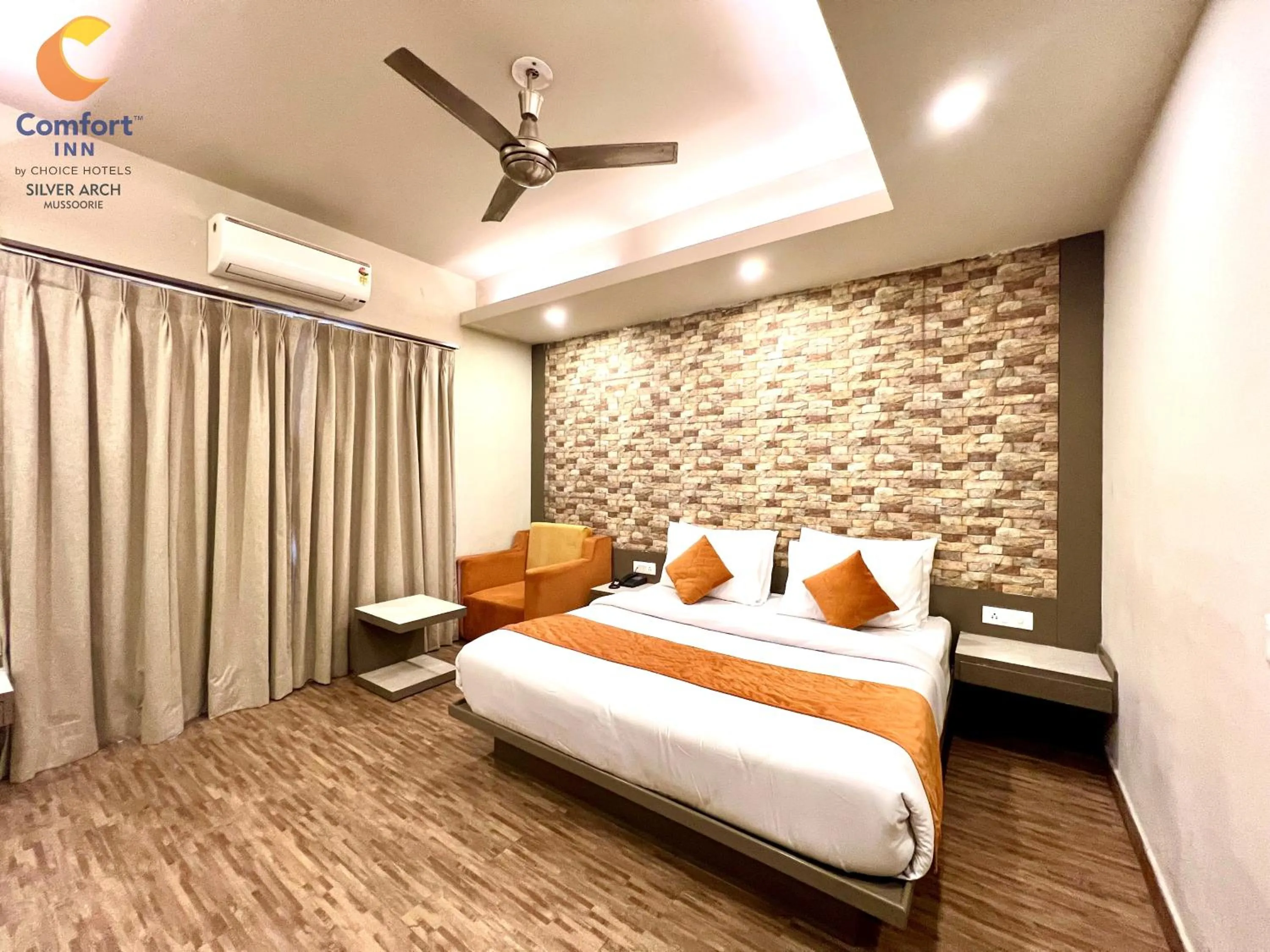 Bed in Comfort Inn Silver Arch Hotel, Mussoorie