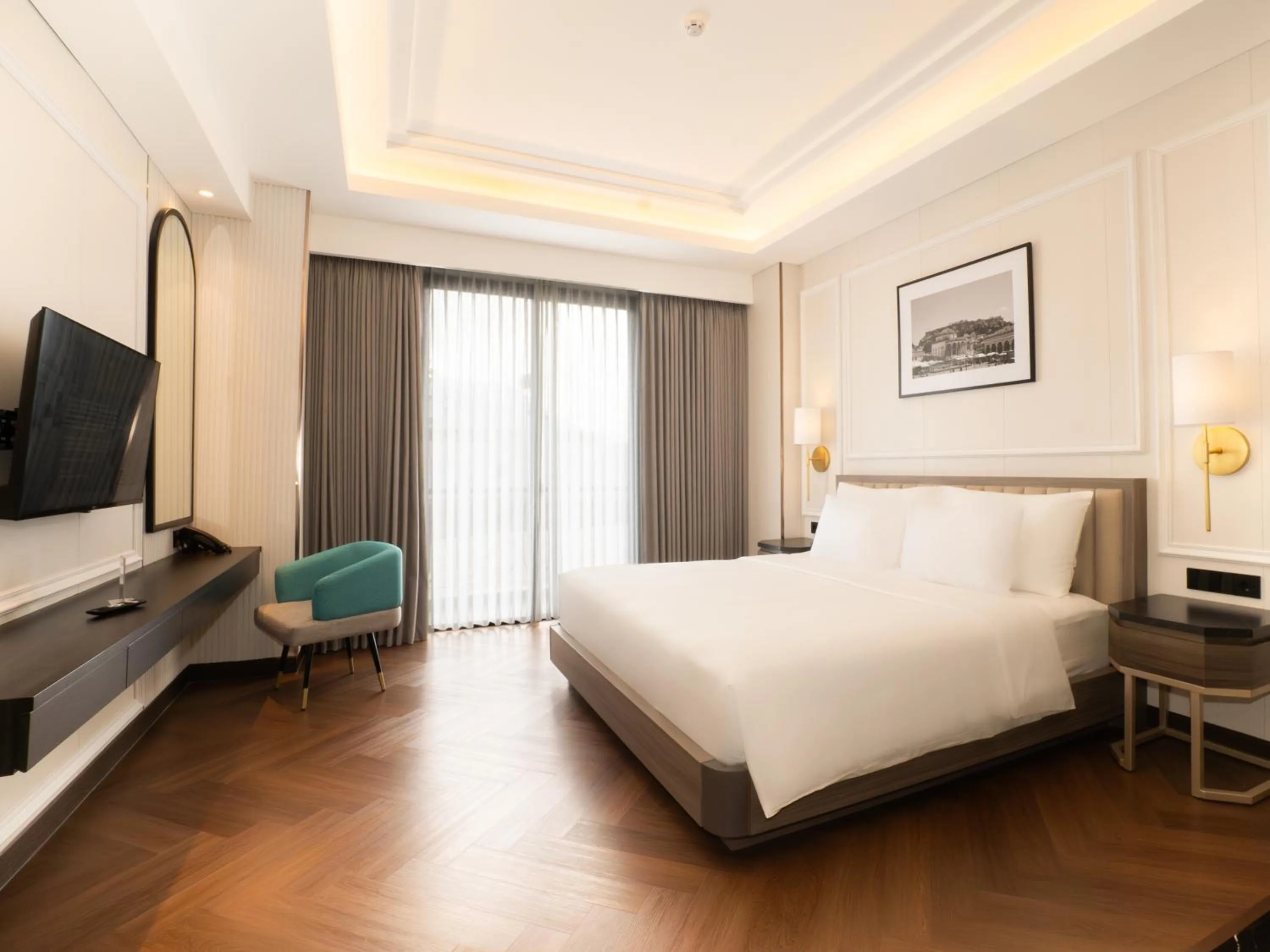 King Room in L'Eminence Golf & Resort Lembang - Bandung
