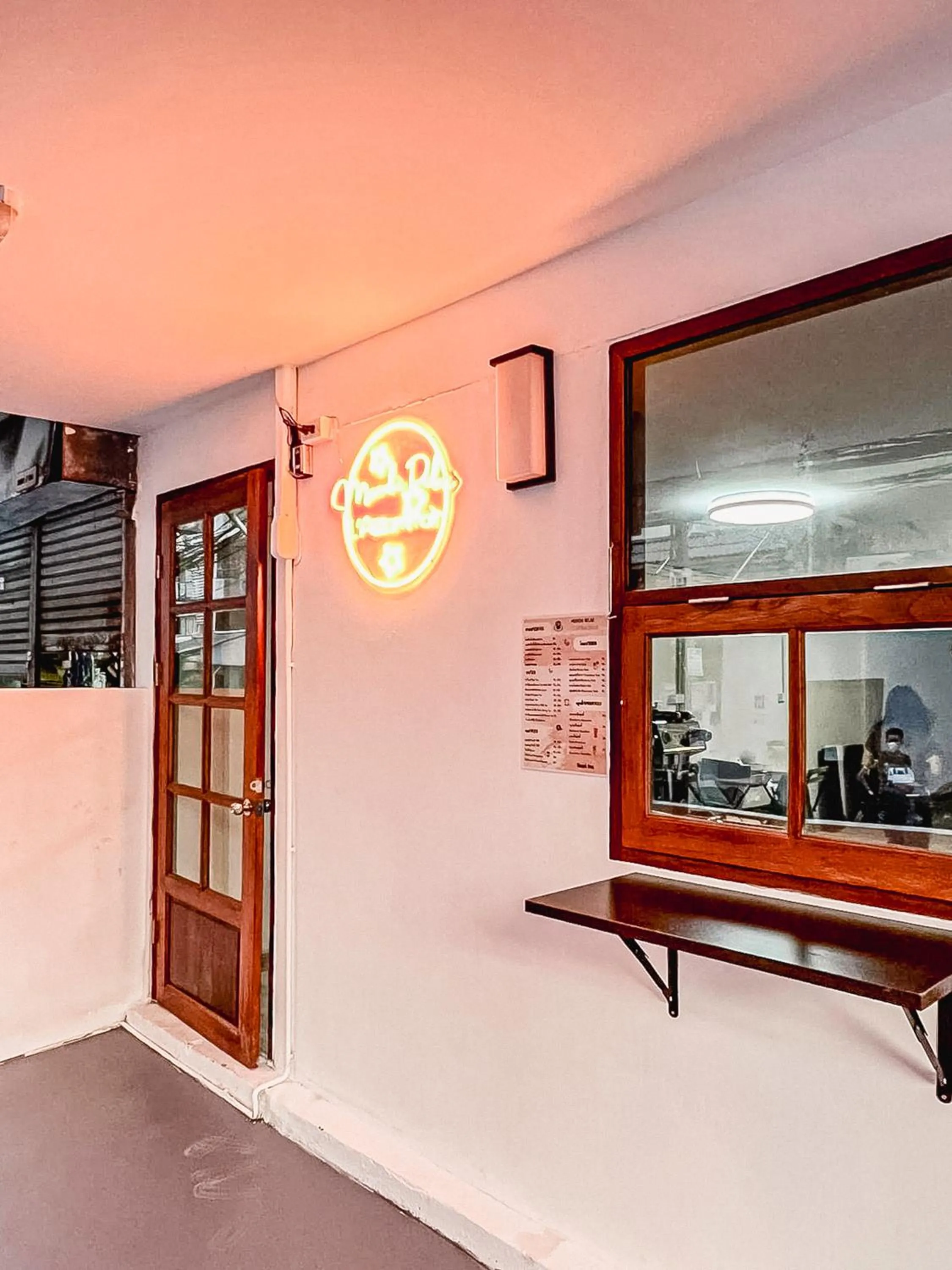 Lounge or bar in Moochi Relax L'Assommior