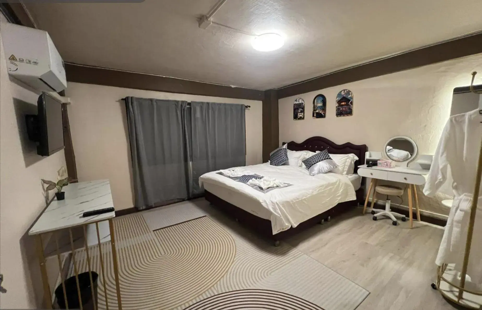 Bed in Moochi Relax L'Assommior Bed in Moochi Relax L'Assommior