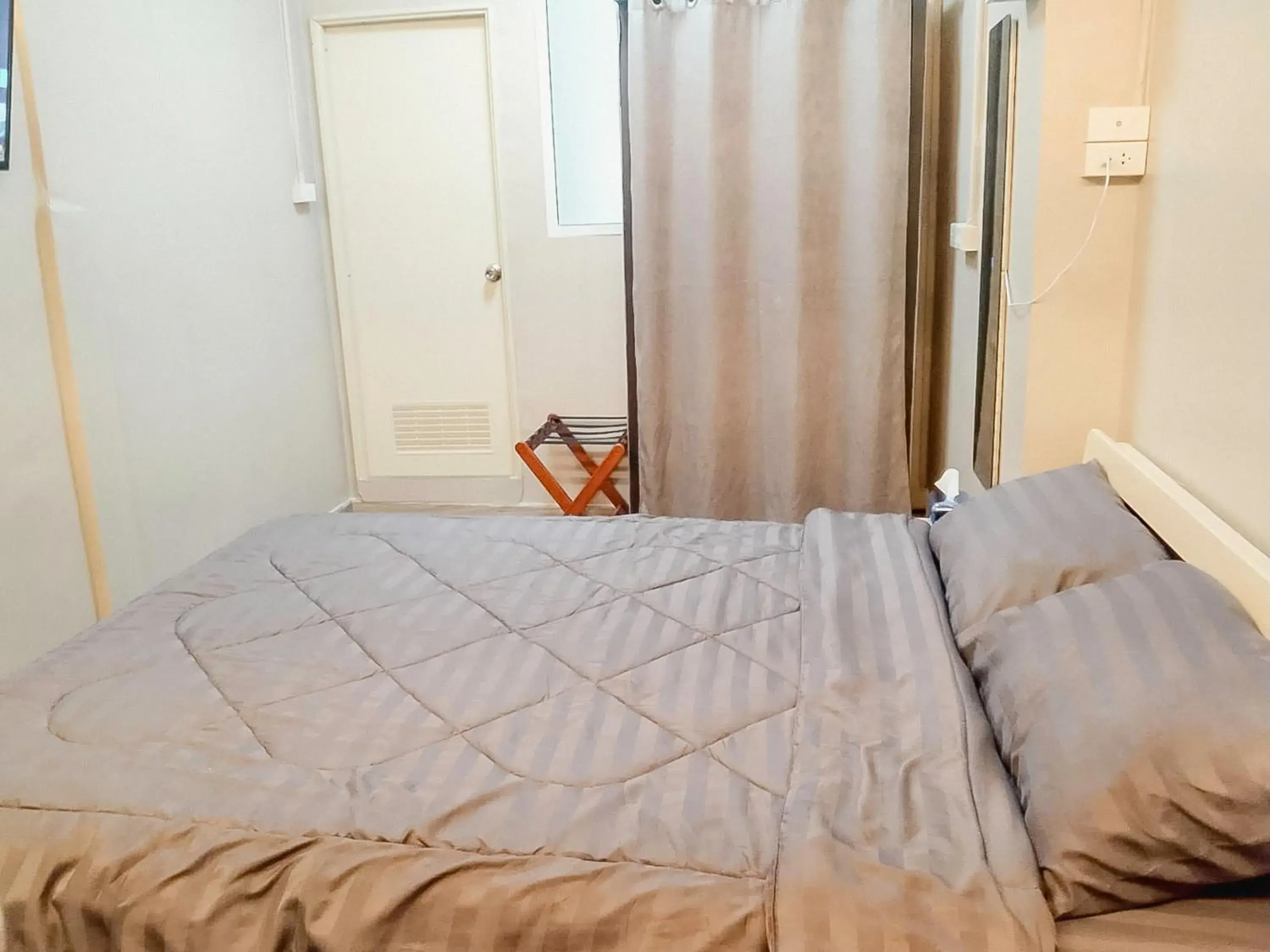 Bed in Moochi Relax L'Assommior Bed in Moochi Relax L'Assommior