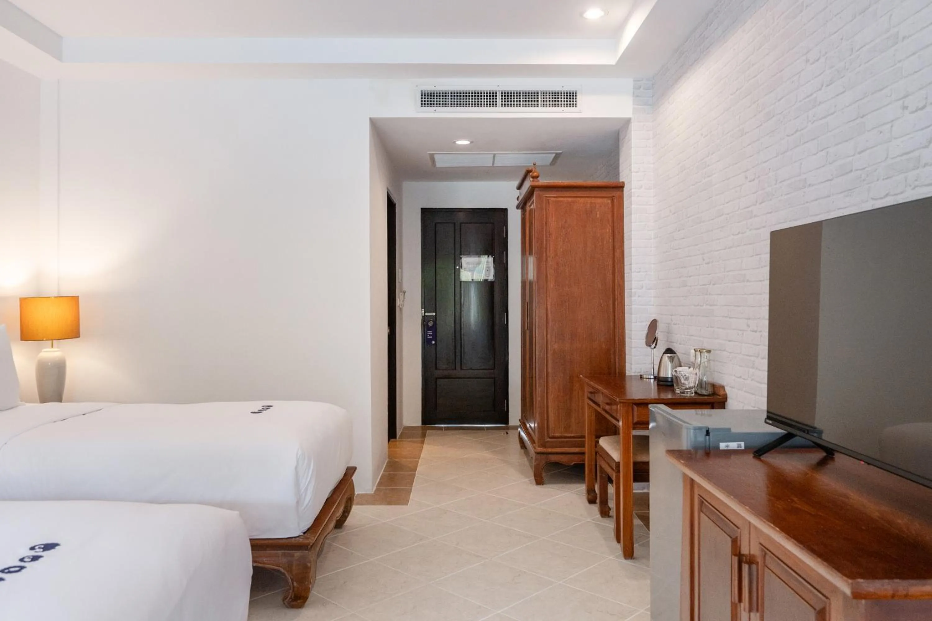 TV and multimedia, Bed in Kokotel Khao Lak Montana