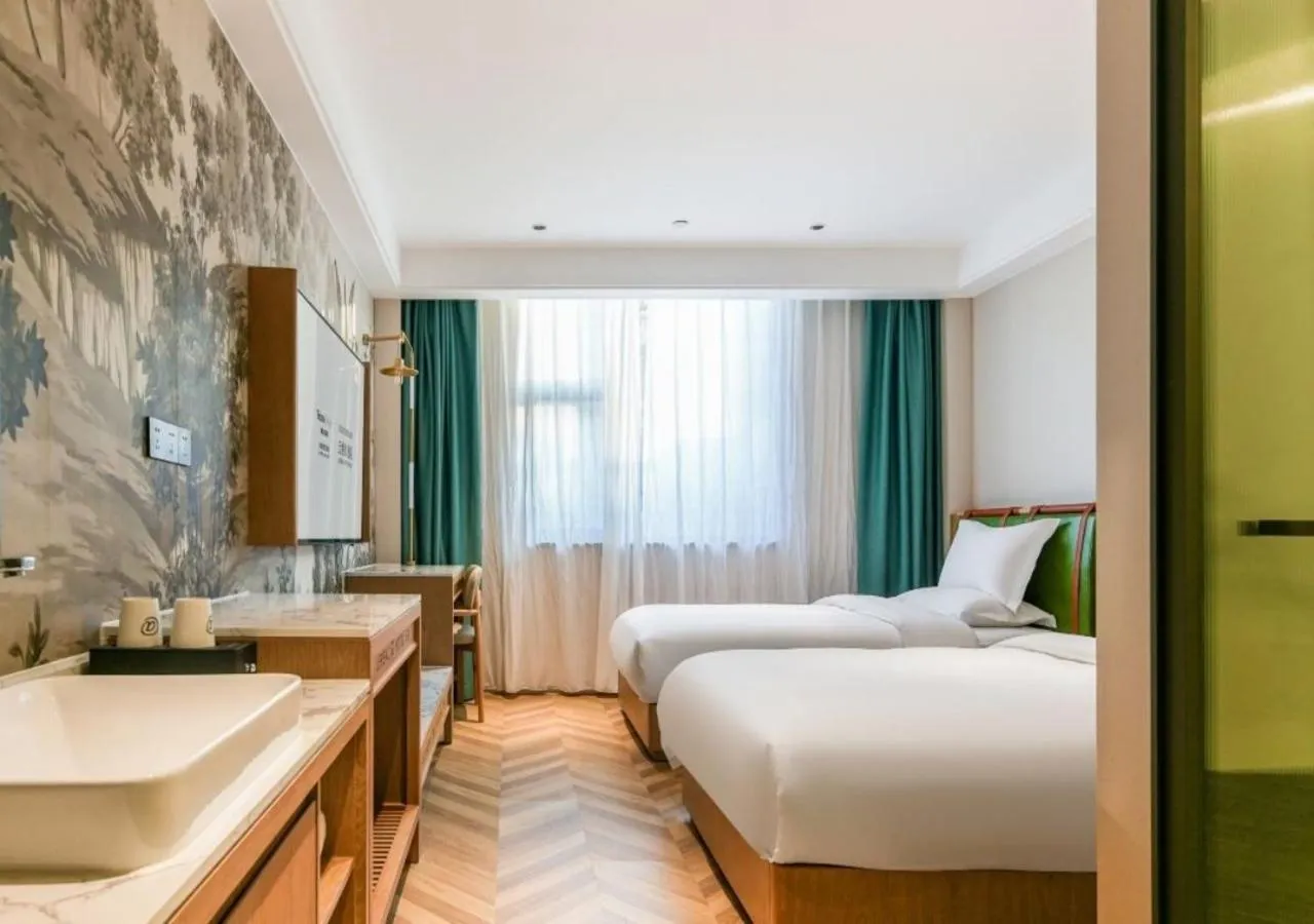 Bed in Xiamen Airport SM City Plaza Yunrui Hotel