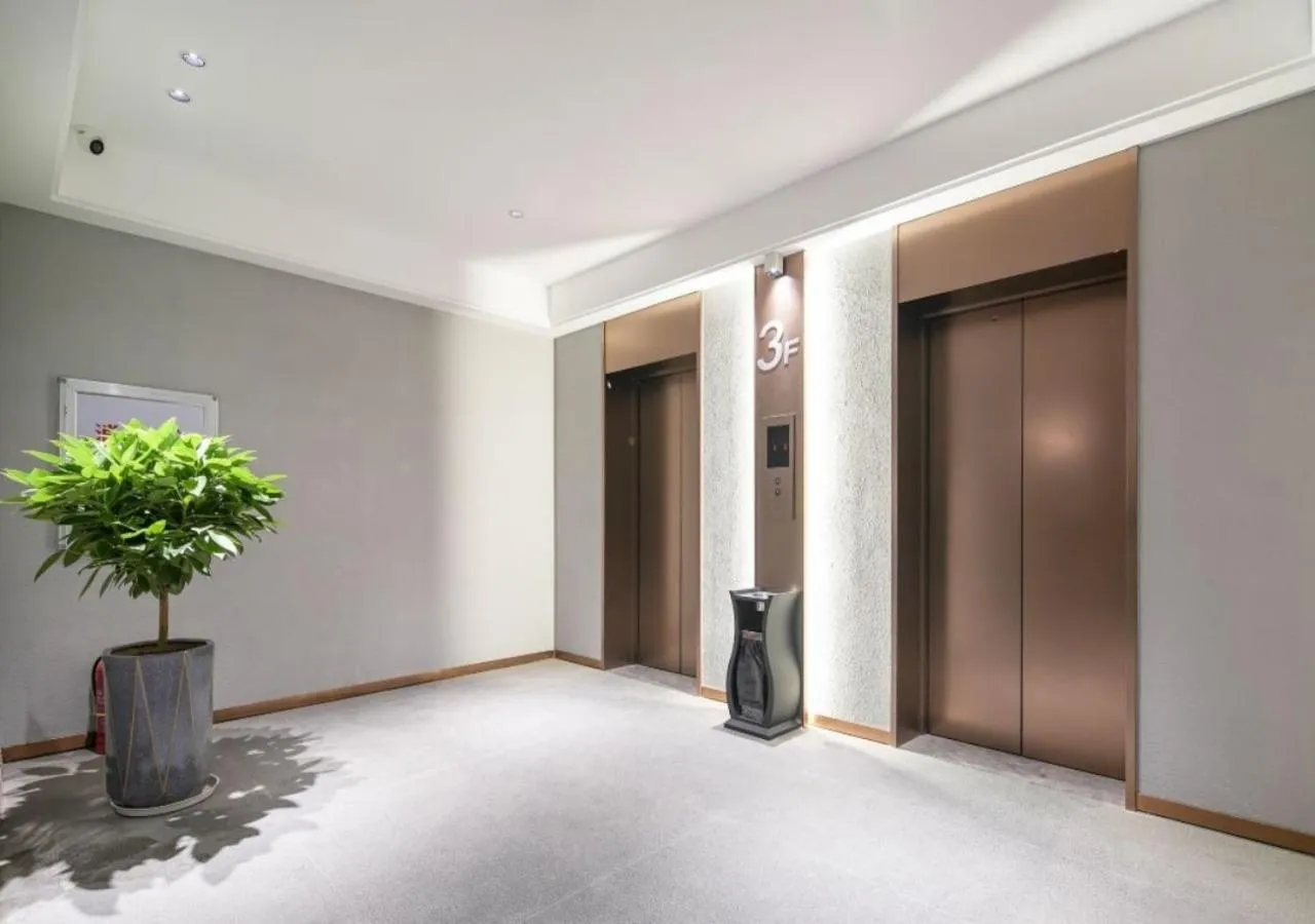 Xiamen Airport SM City Plaza Yunrui Hotel