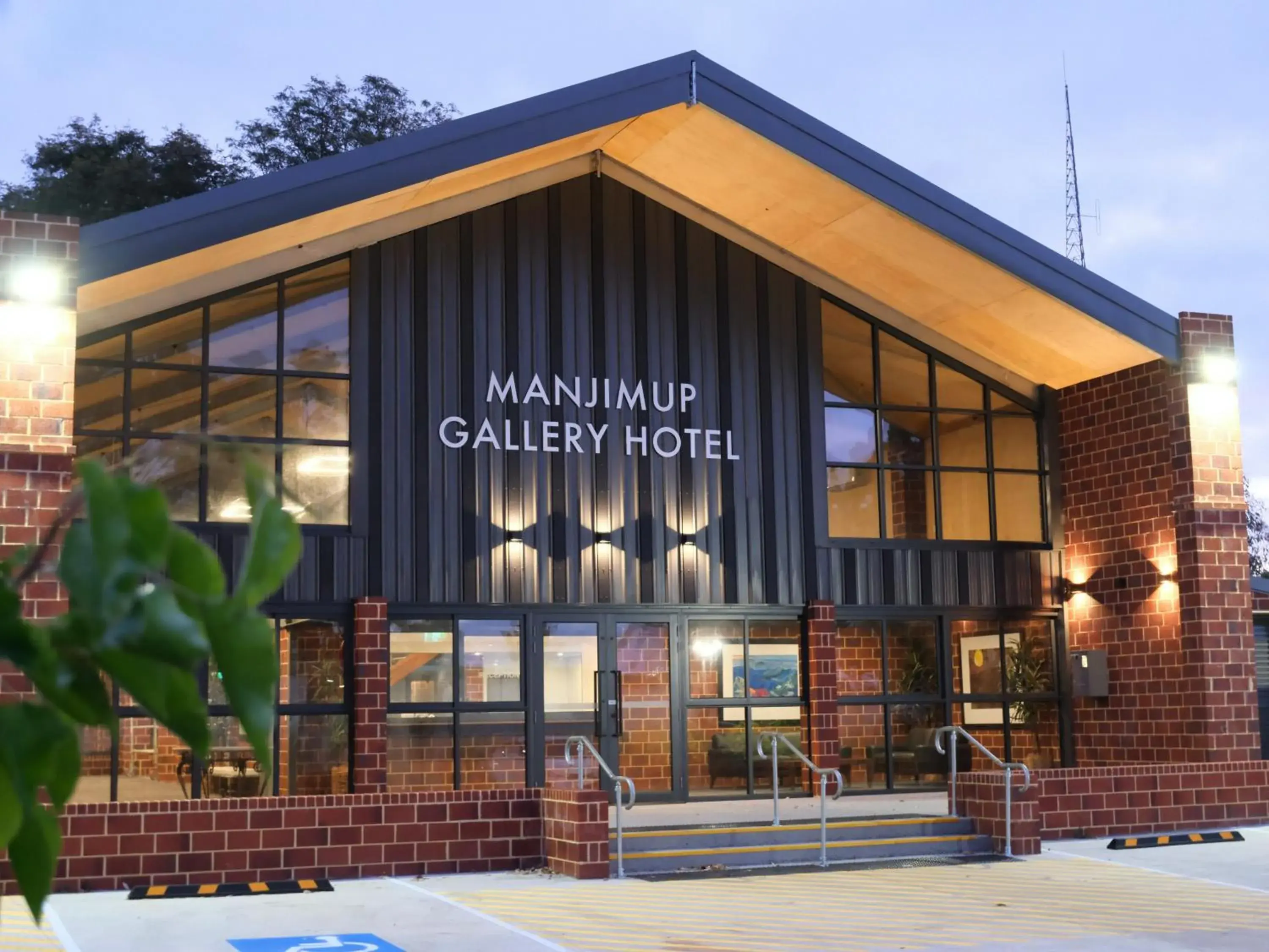 Gallery Hotel Manjimup Gallery Hotel Manjimup