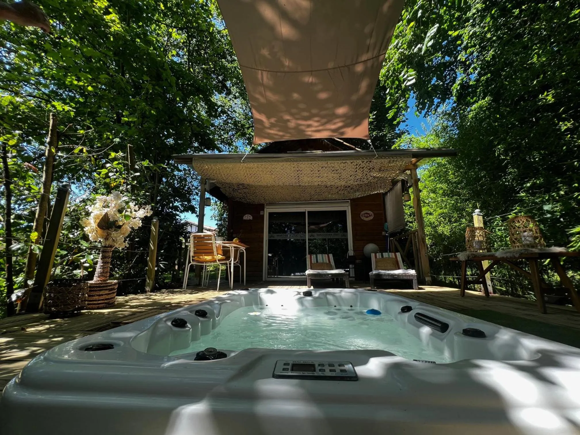 Patio in MAROSENIA TTIKI - Cabanes et Spa