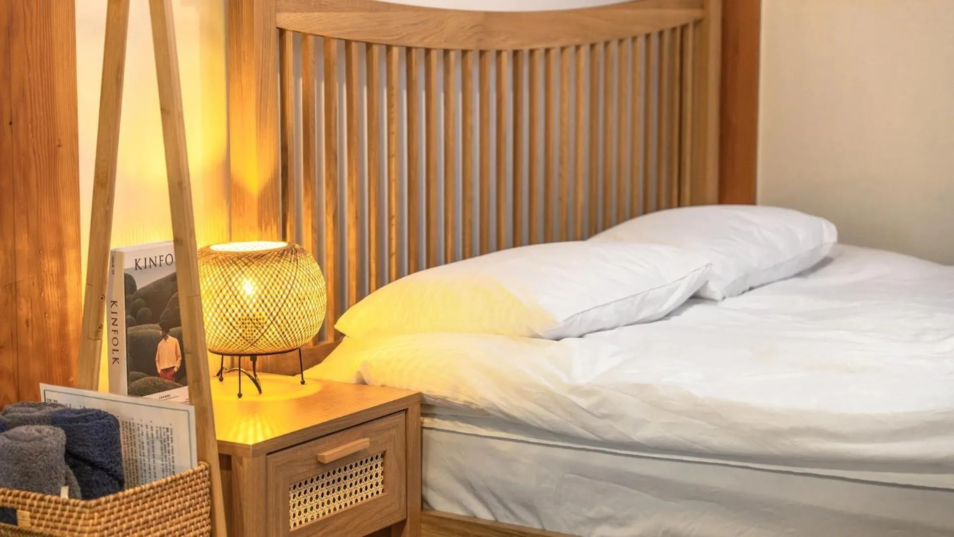 Property building, Bed in Gyeongju Hanokstay Darak