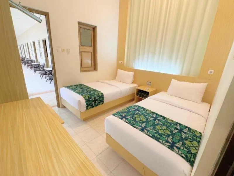 Bedroom, Bed in El Rio Alun-Alun Tegal Hotel by Sajiwa