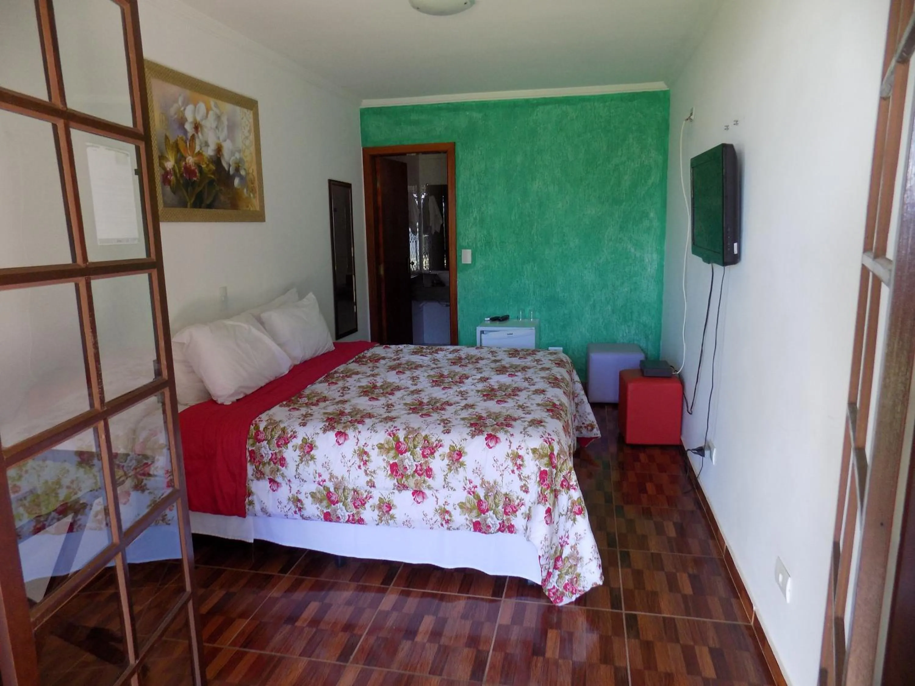 Photo of the whole room, Bed in Pousada Rural Paraíso