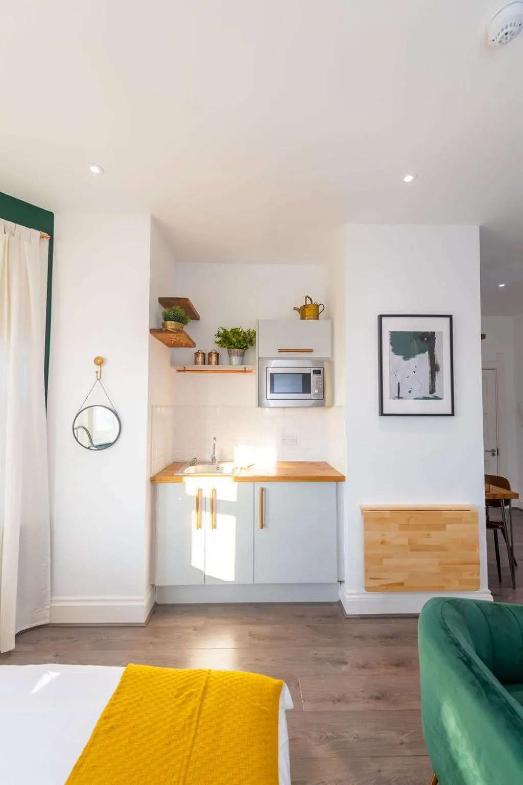 Kitchen or kitchenette in No 27 Liverpool