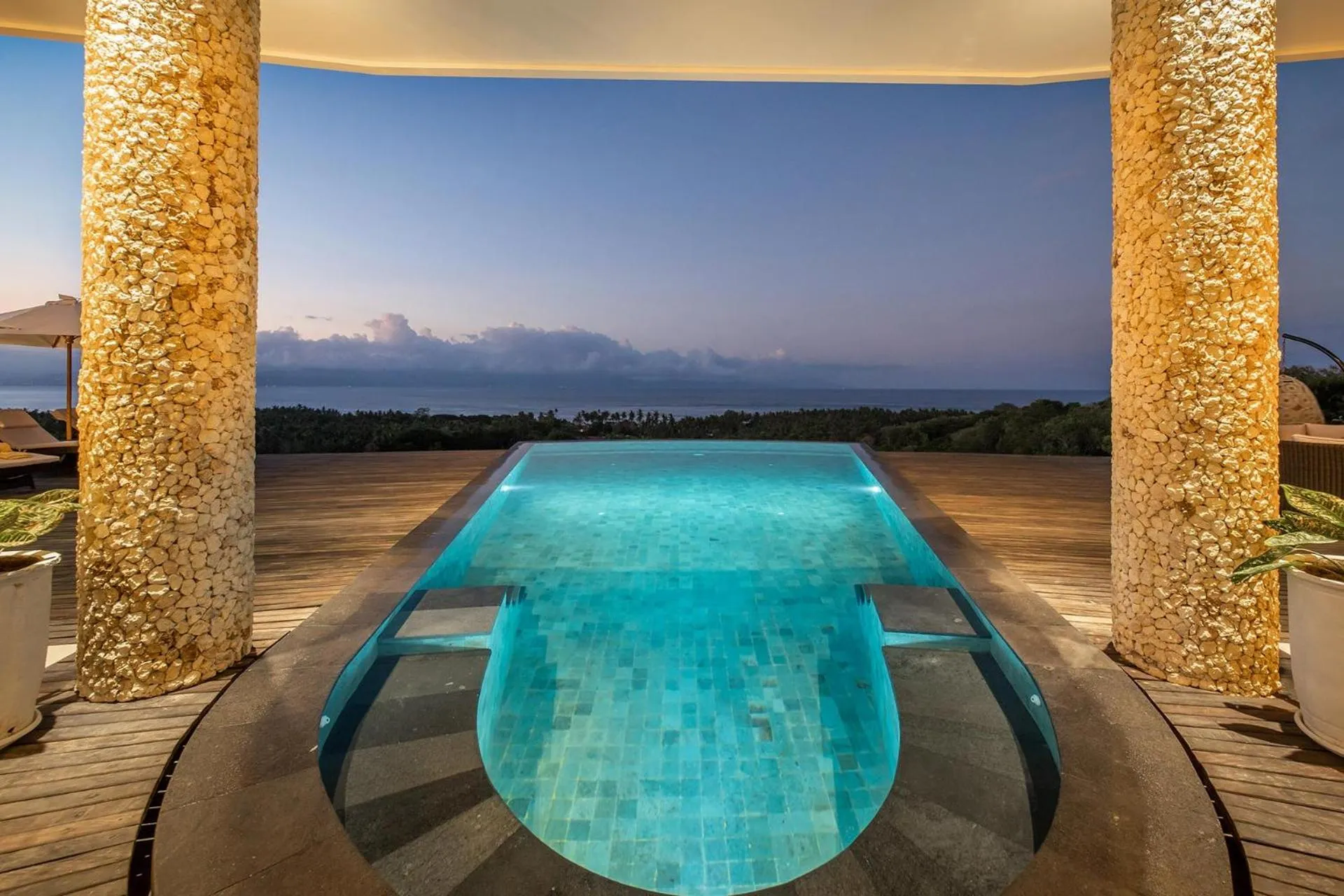 Pool view in Villa Kalliste