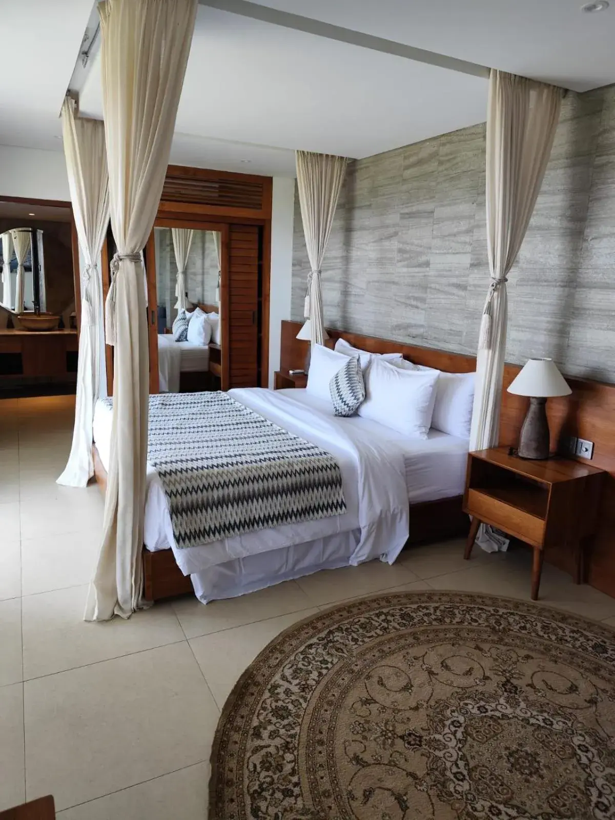 Double Room with Private Bathroom in Villa Kalliste Double Room with Private Bathroom in Villa Kalliste