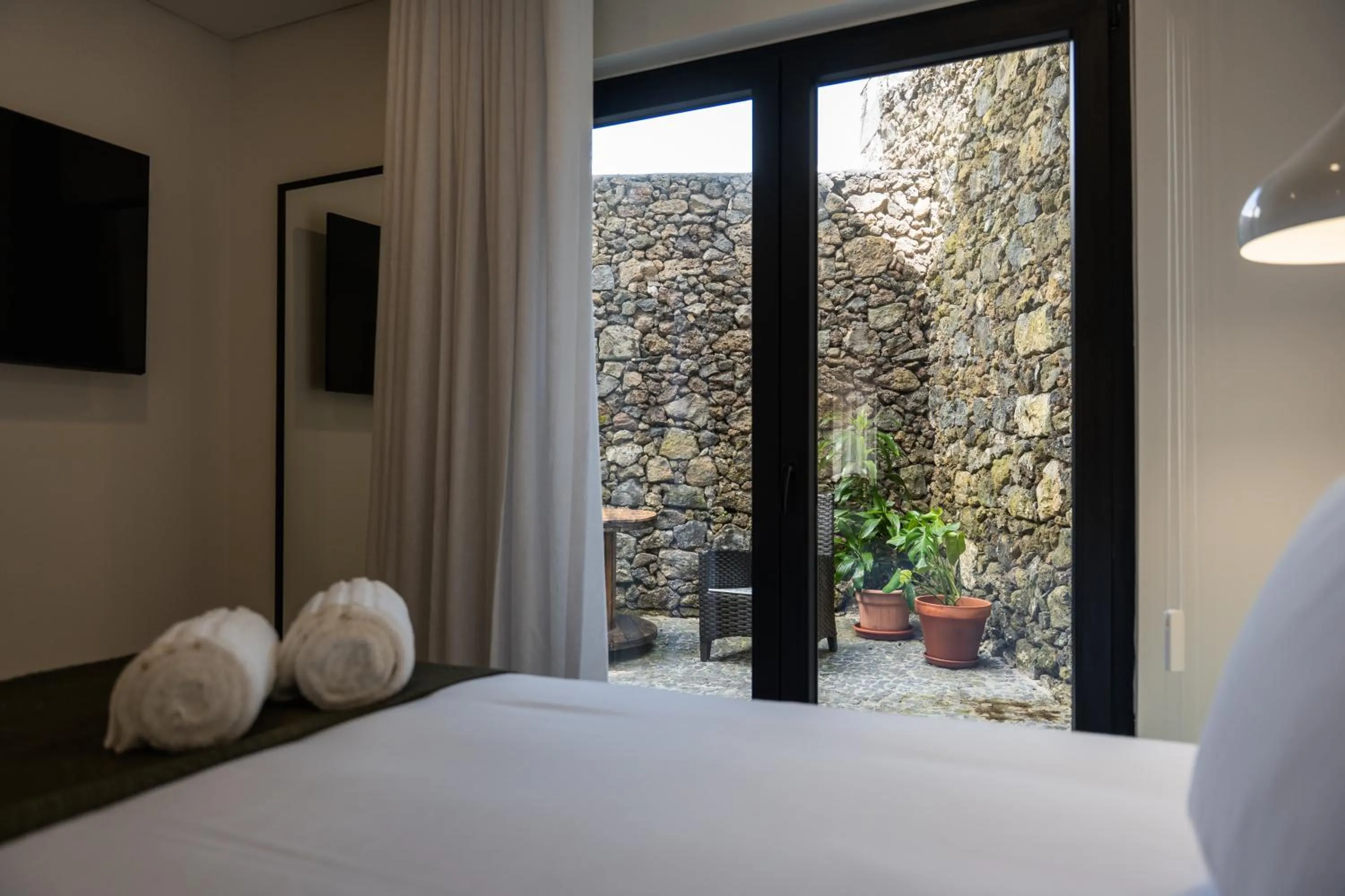 Bed in Azores Homes Resort & Spa