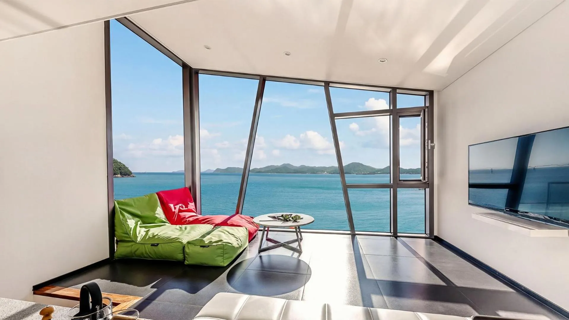 Namhae Pumda Pool villa Pension