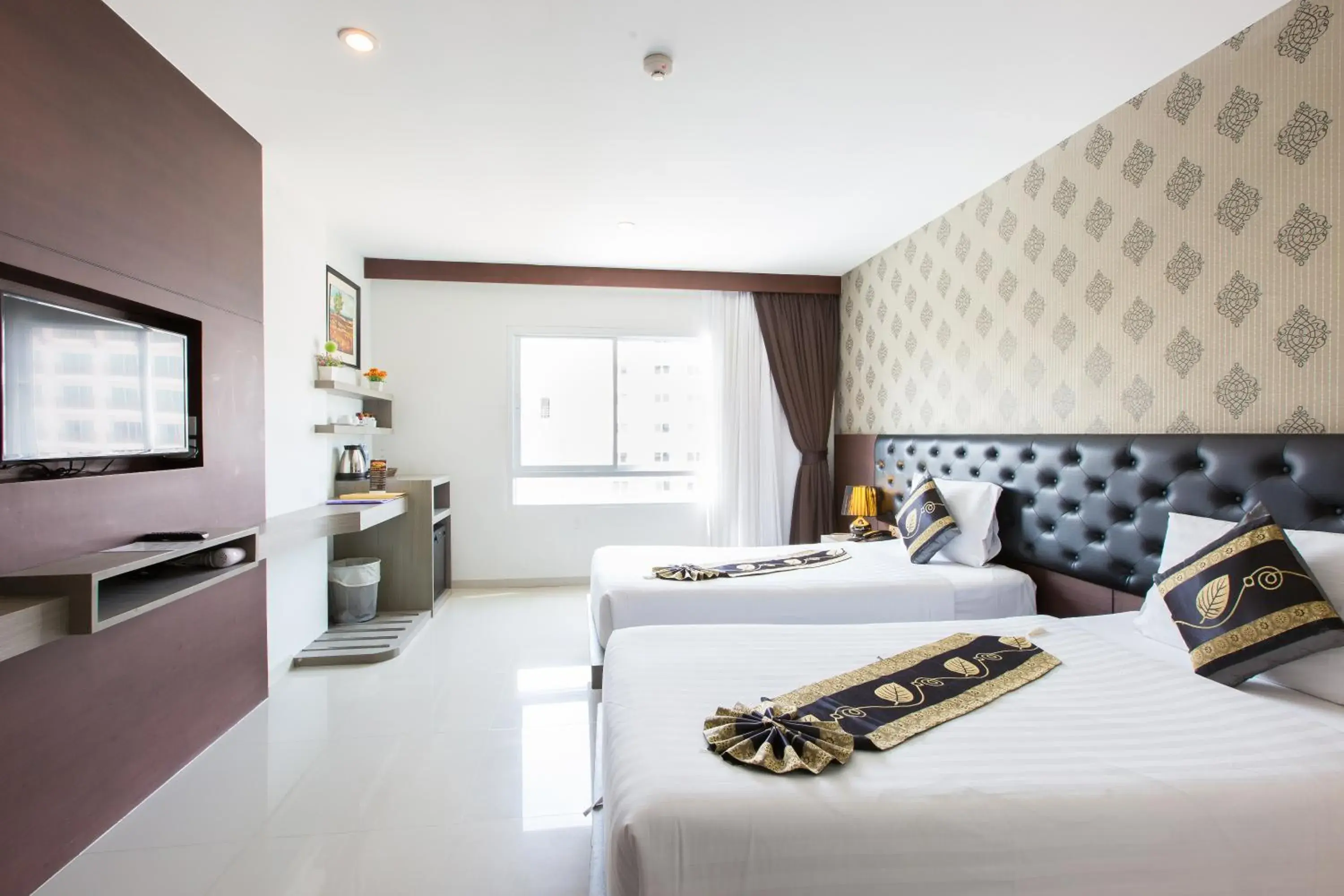 Bed in Hemingways Silk Hotel Bed in Hemingways Silk Hotel