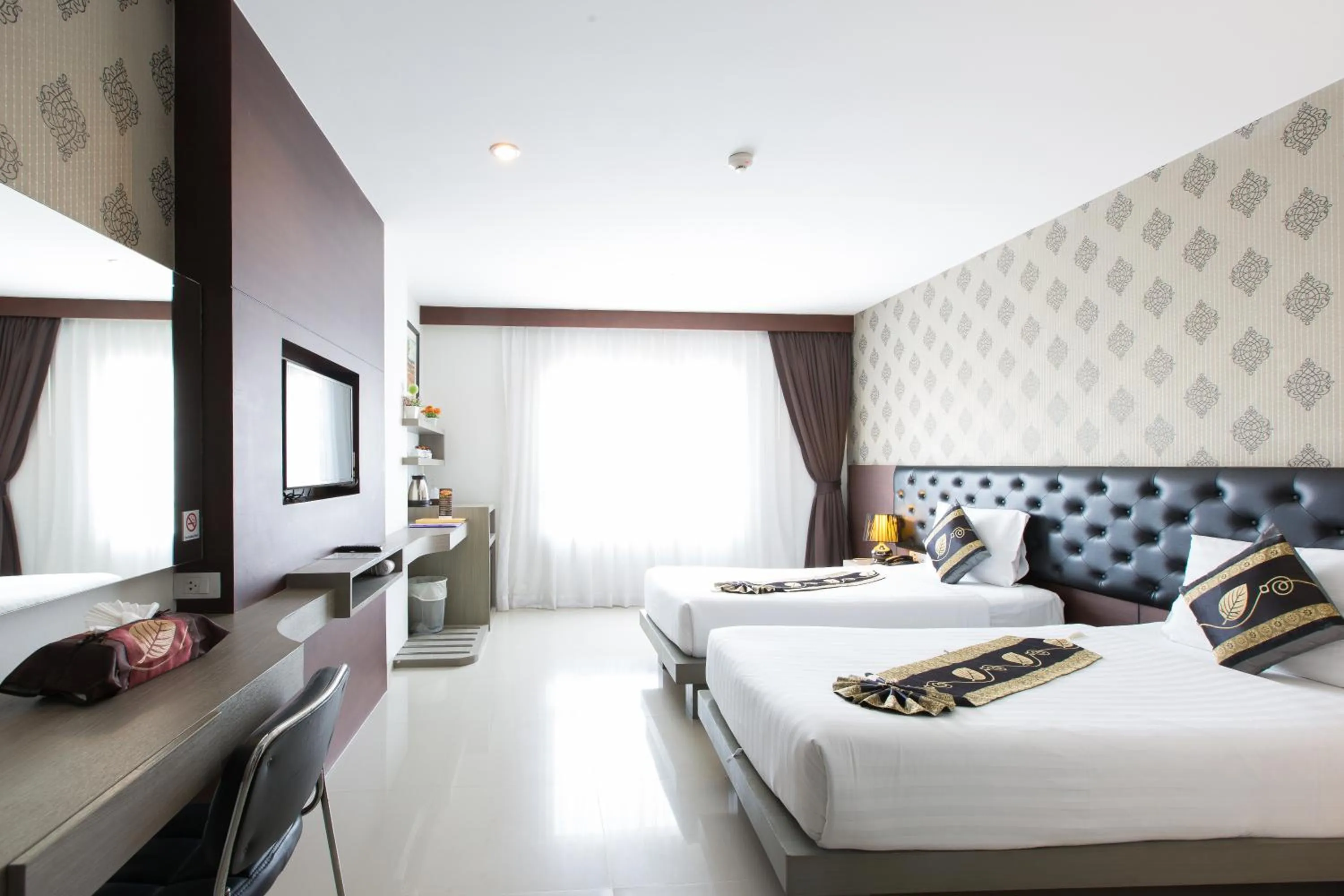 Bed in Hemingways Silk Hotel