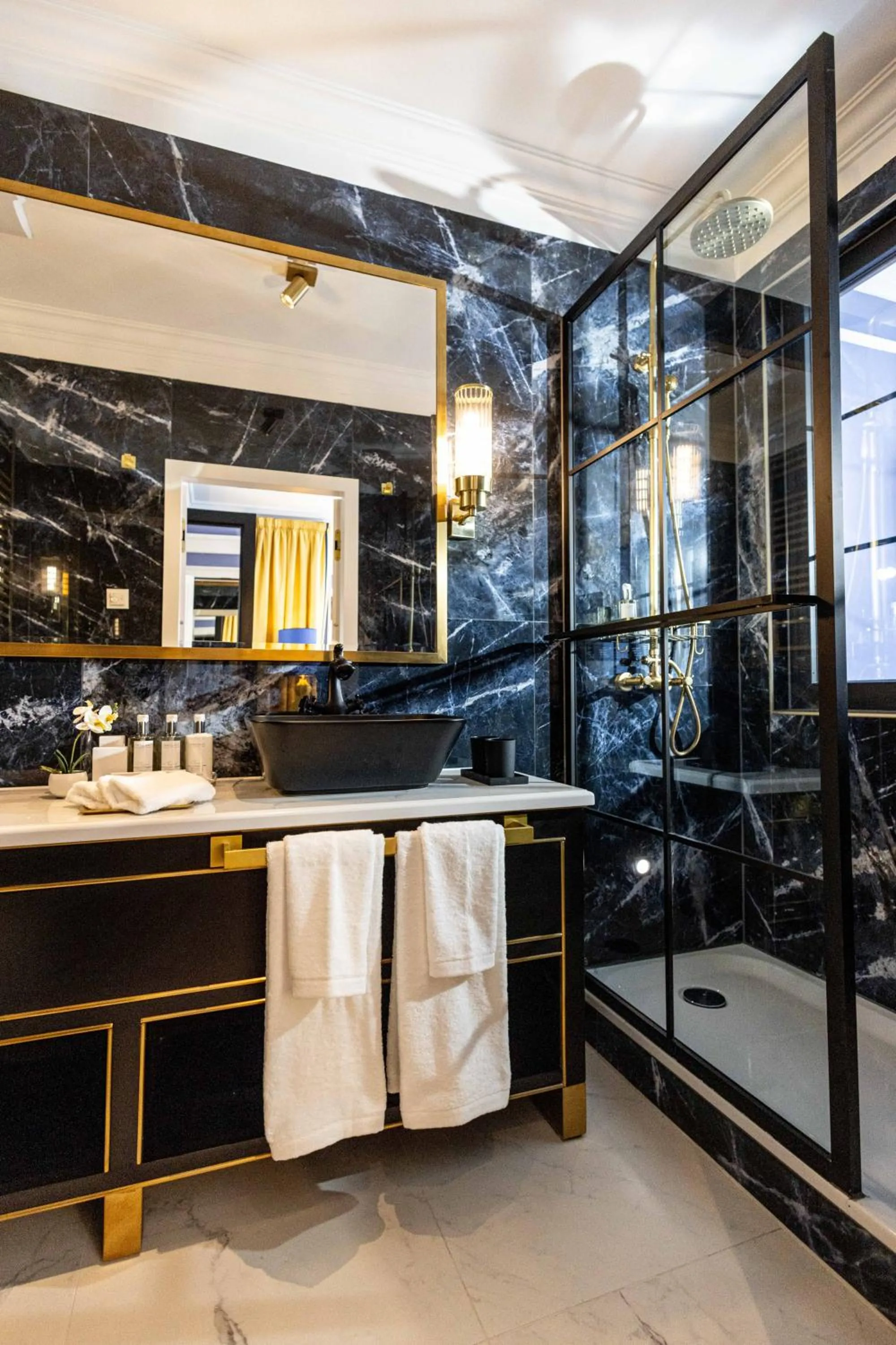 Bathroom in House of Hütter- Münchner Kindl, Small Luxury Hotels of the World