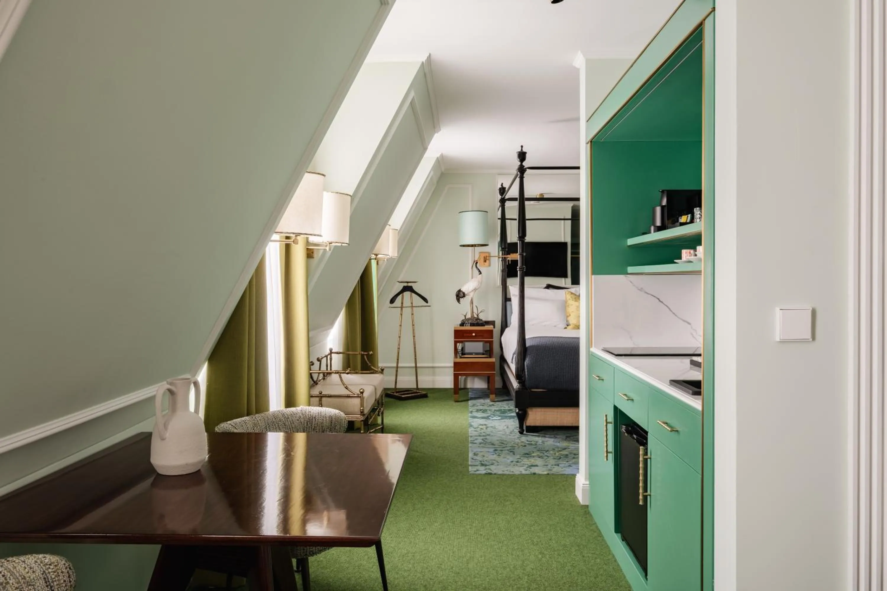 Kitchen or kitchenette, Bed in House of Hütter- Münchner Kindl, Small Luxury Hotels of the World