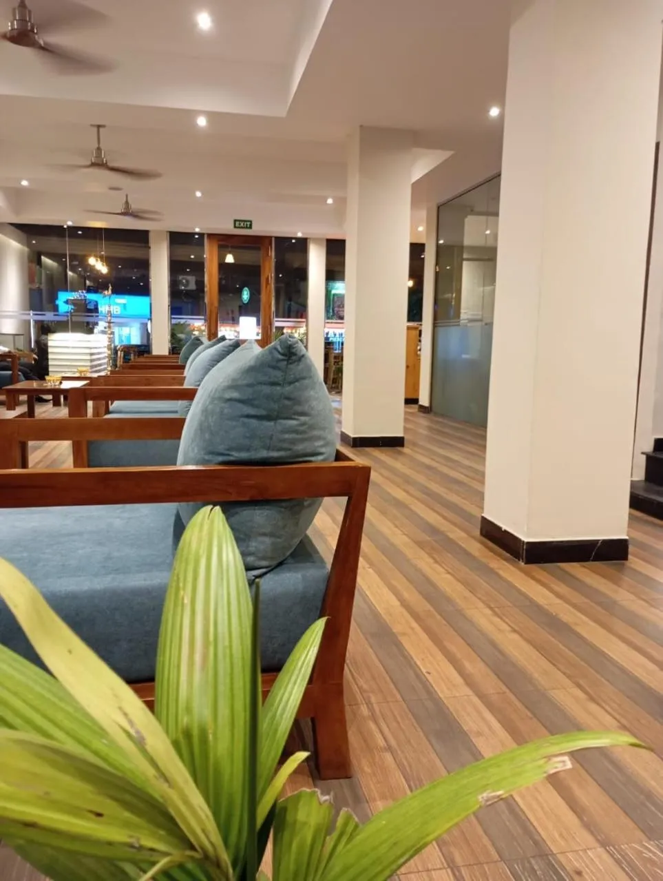 Living room in Oak Ray La Ella Breeze