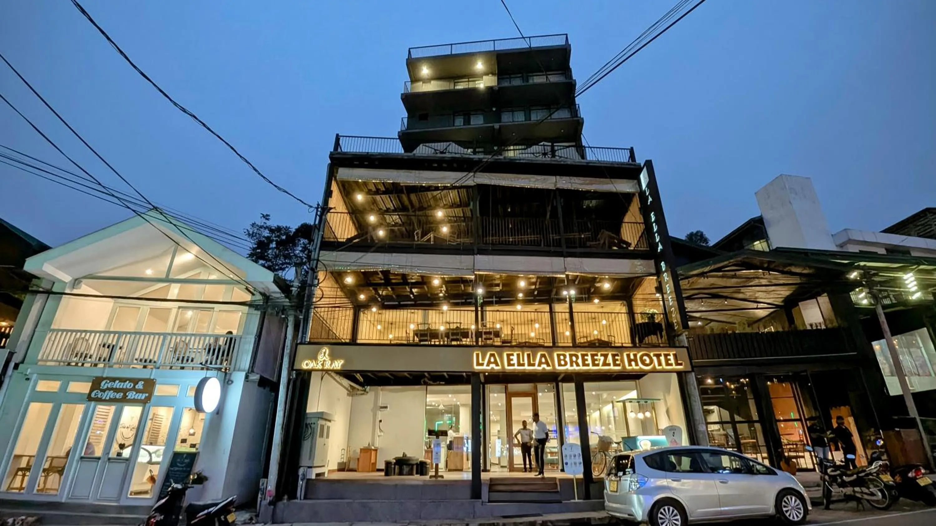 Night in Oak Ray La Ella Breeze