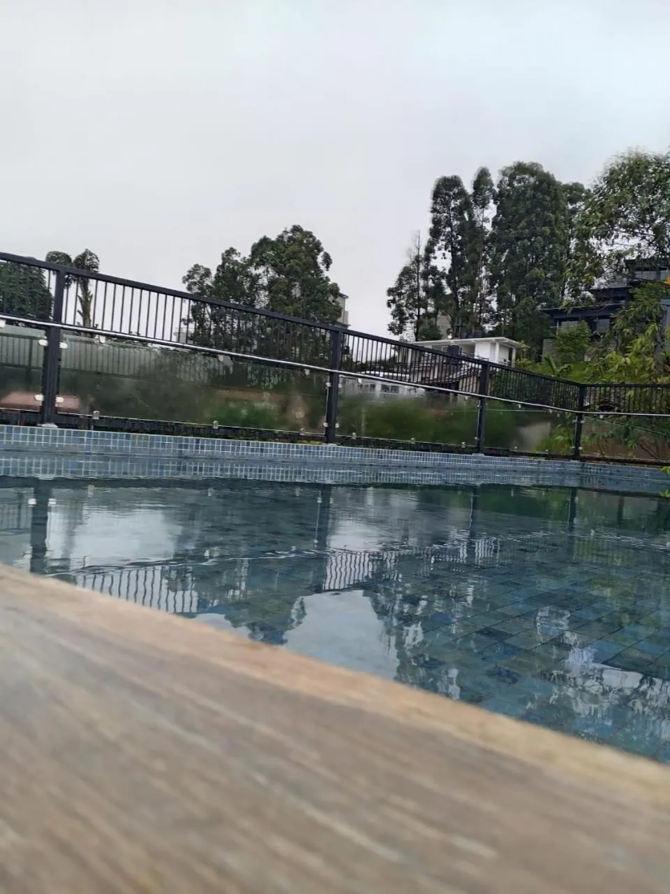 Swimming pool in Oak Ray La Ella Breeze