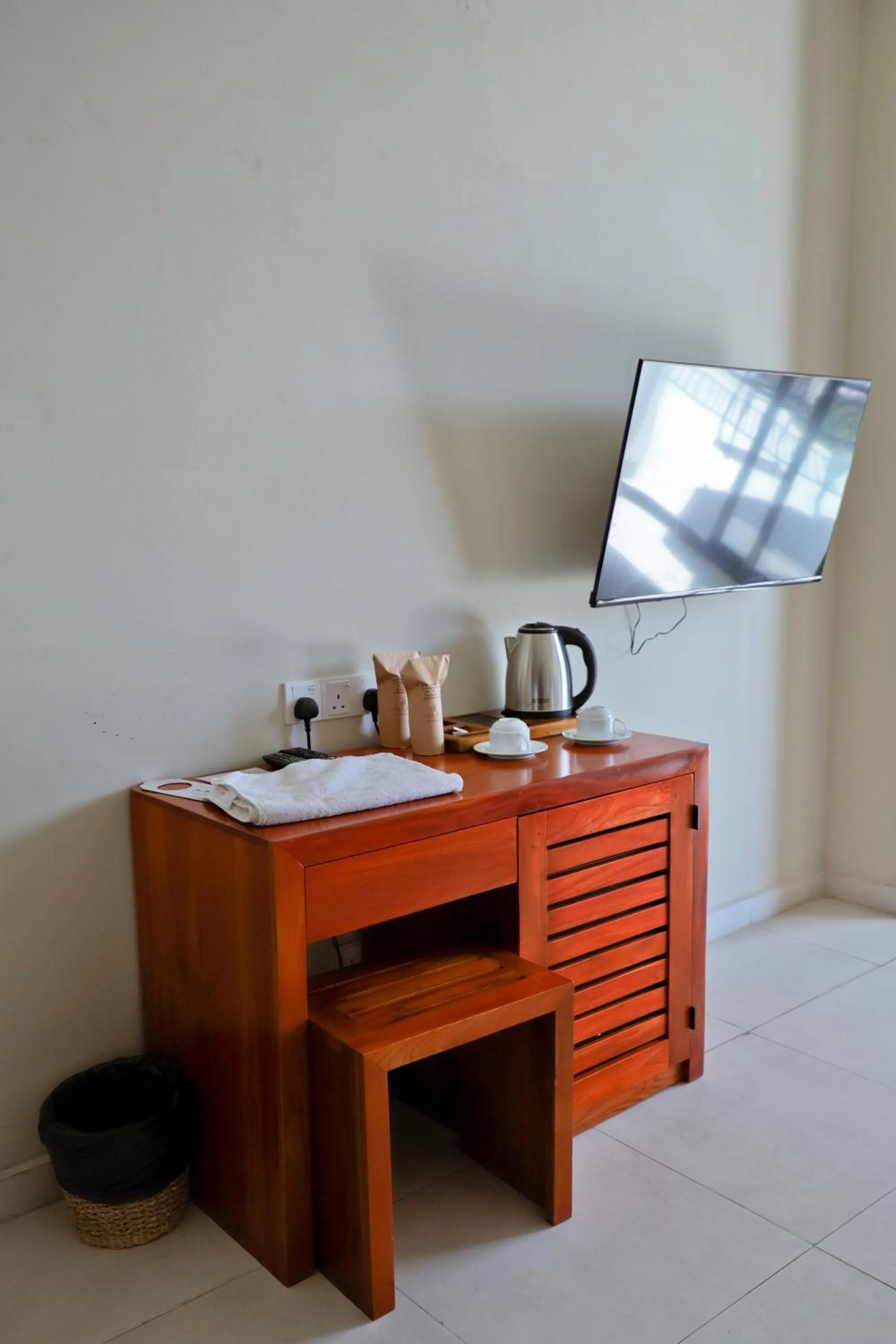 Coffee/tea facilities in Oak Ray La Ella Breeze