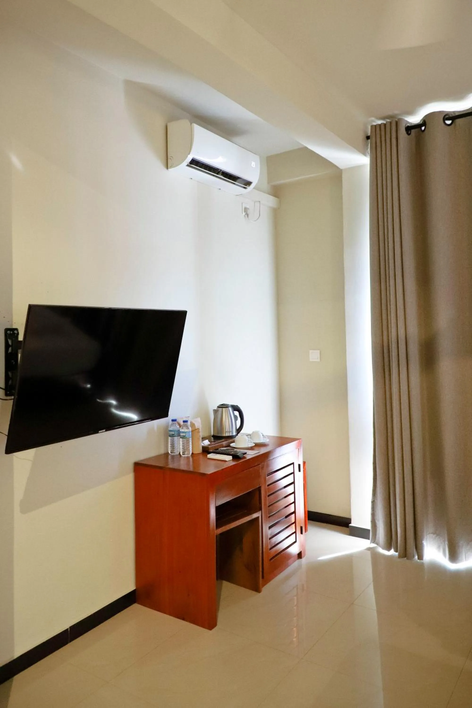 TV and multimedia in Oak Ray La Ella Breeze