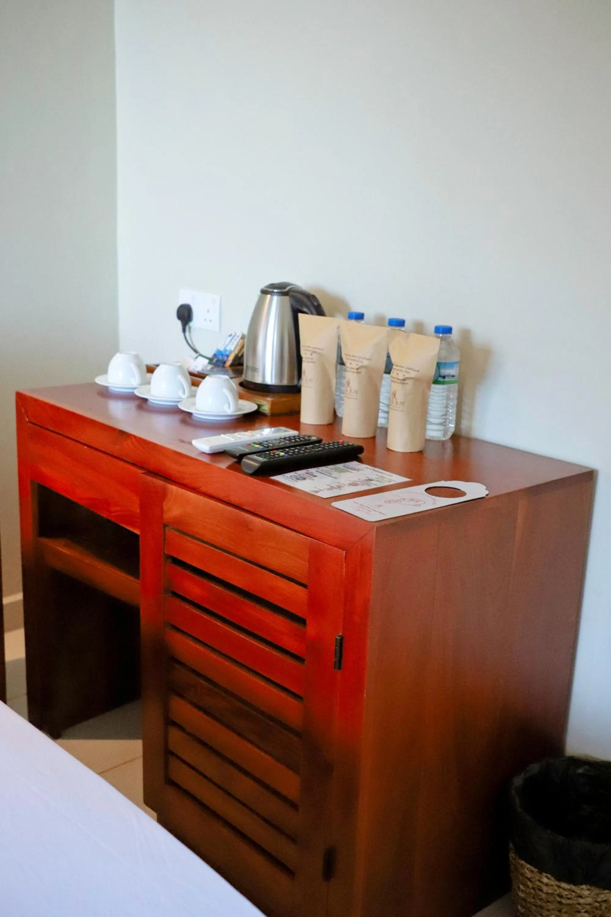 Coffee/tea facilities in Oak Ray La Ella Breeze