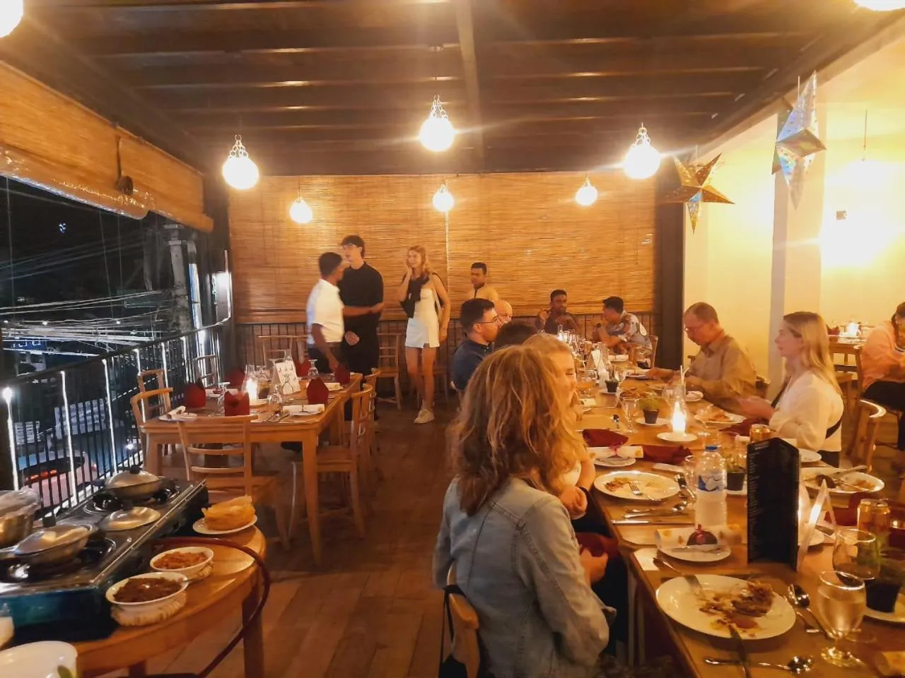 Restaurant/places to eat in Oak Ray La Ella Breeze