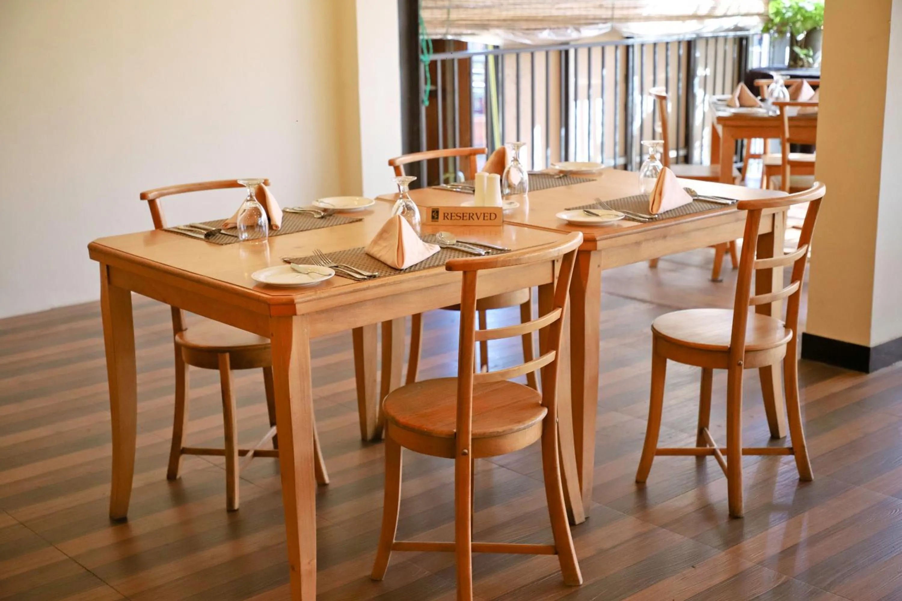 Oak Ray La Ella Breeze