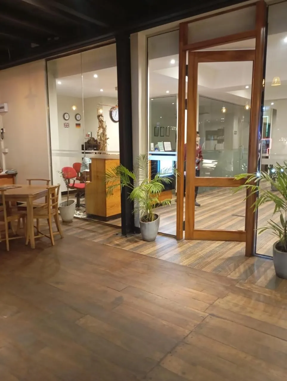 Living room in Oak Ray La Ella Breeze