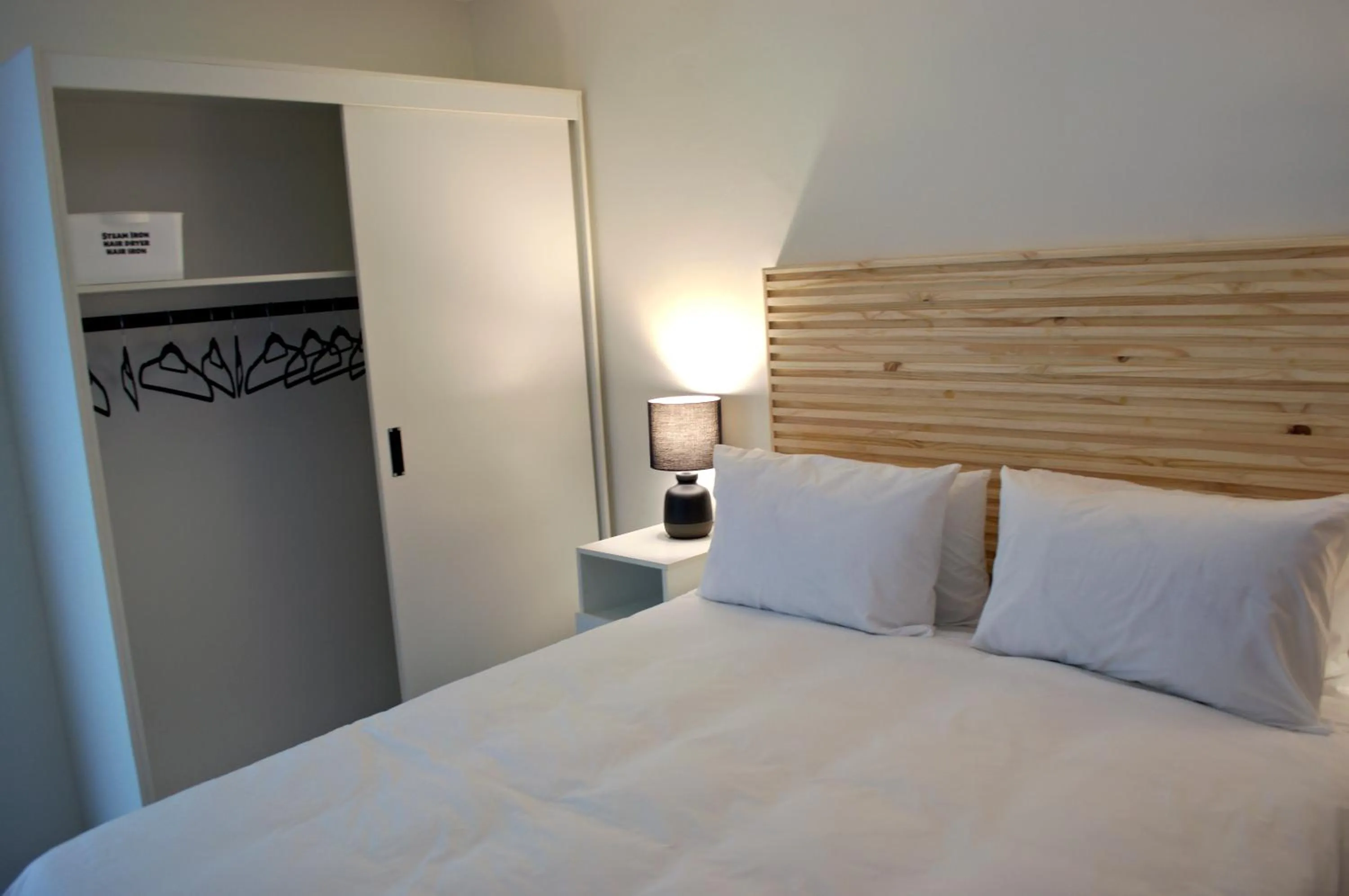 Bed in Camden Stay - Entire Unit - Cape Town